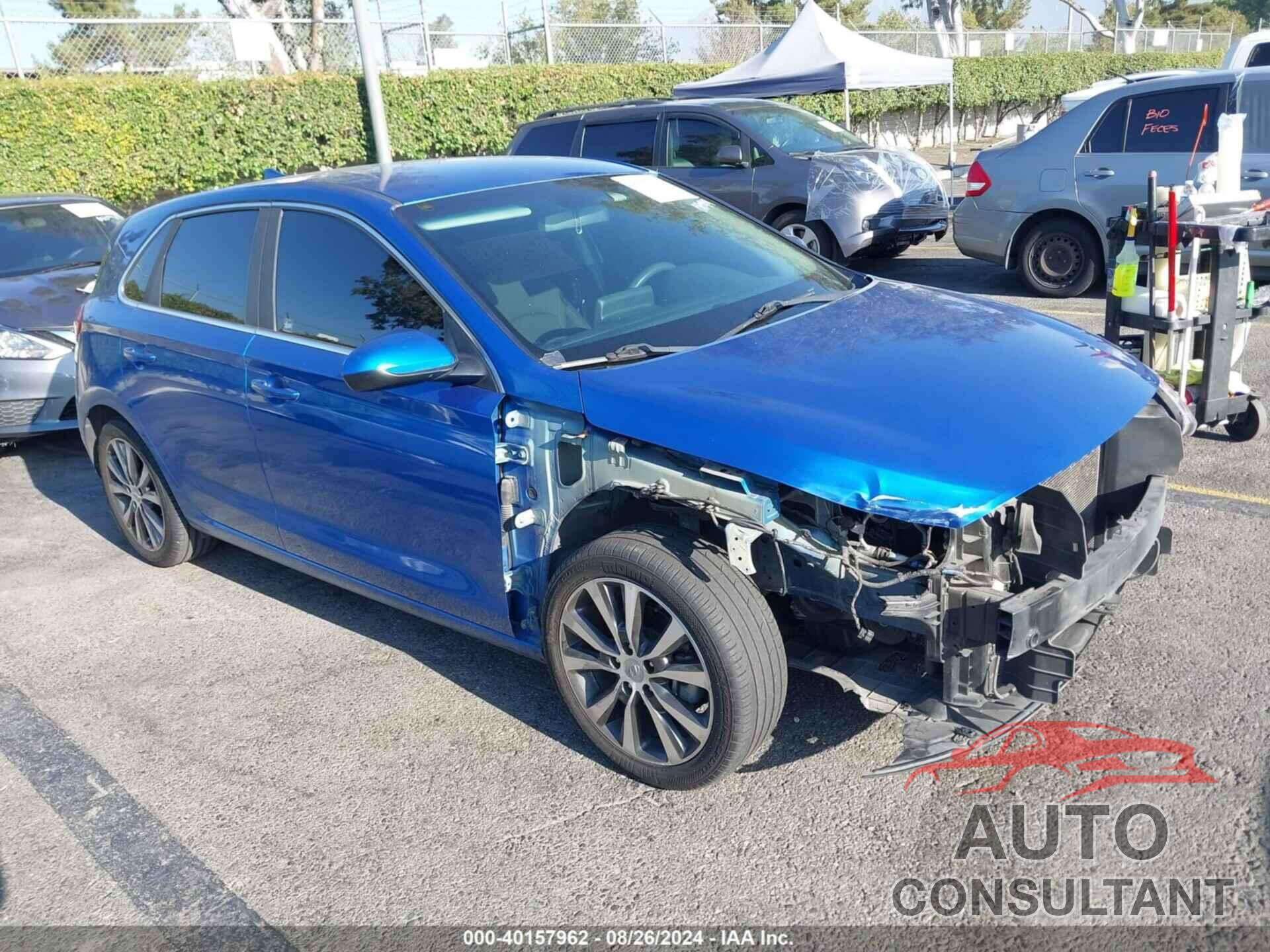 HYUNDAI ELANTRA GT 2018 - KMHH35LE1JU028815