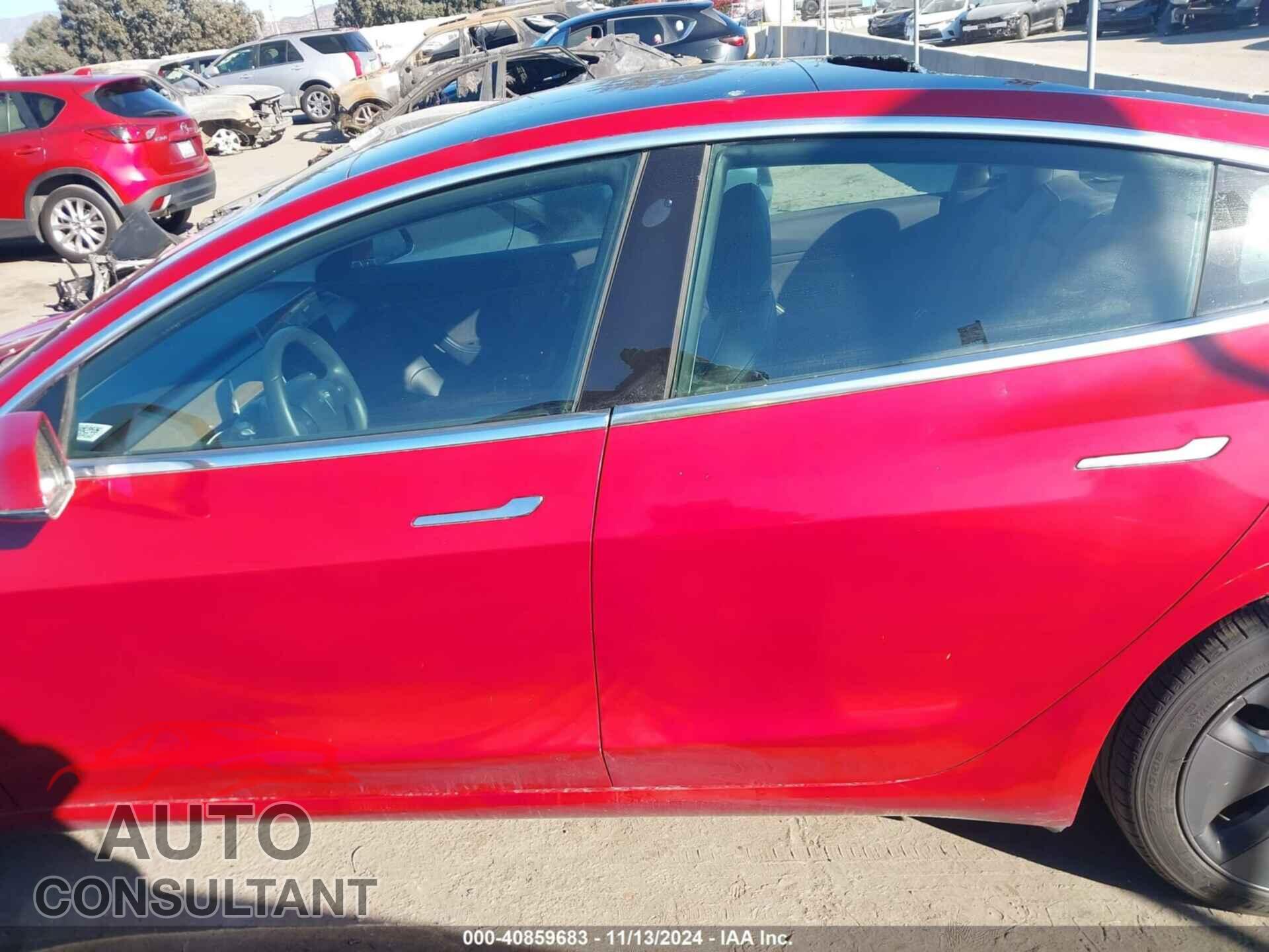 TESLA MODEL 3 2019 - 5YJ3E1EA6KF464033