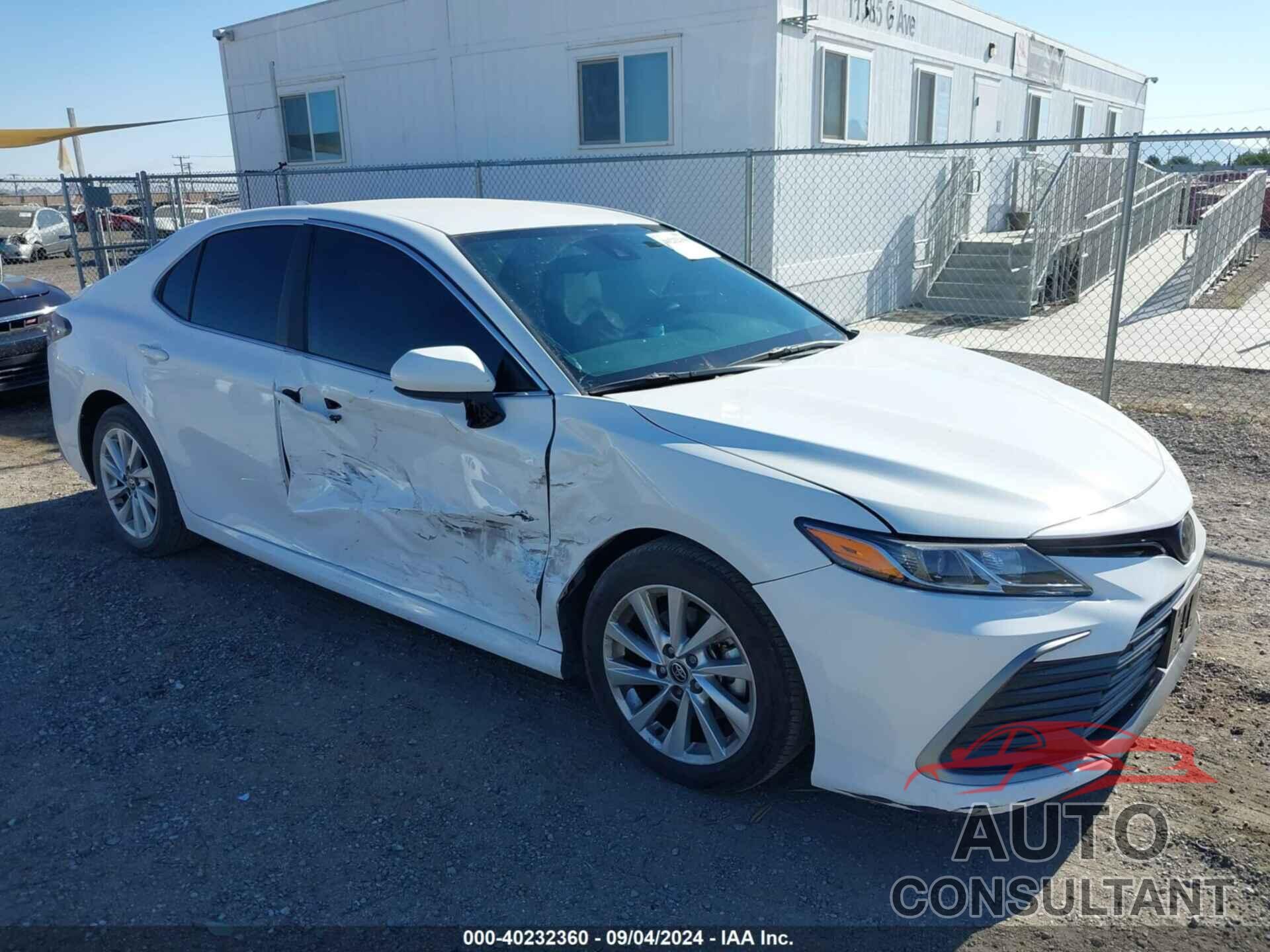 TOYOTA CAMRY 2023 - 4T1C11AK6PU811462