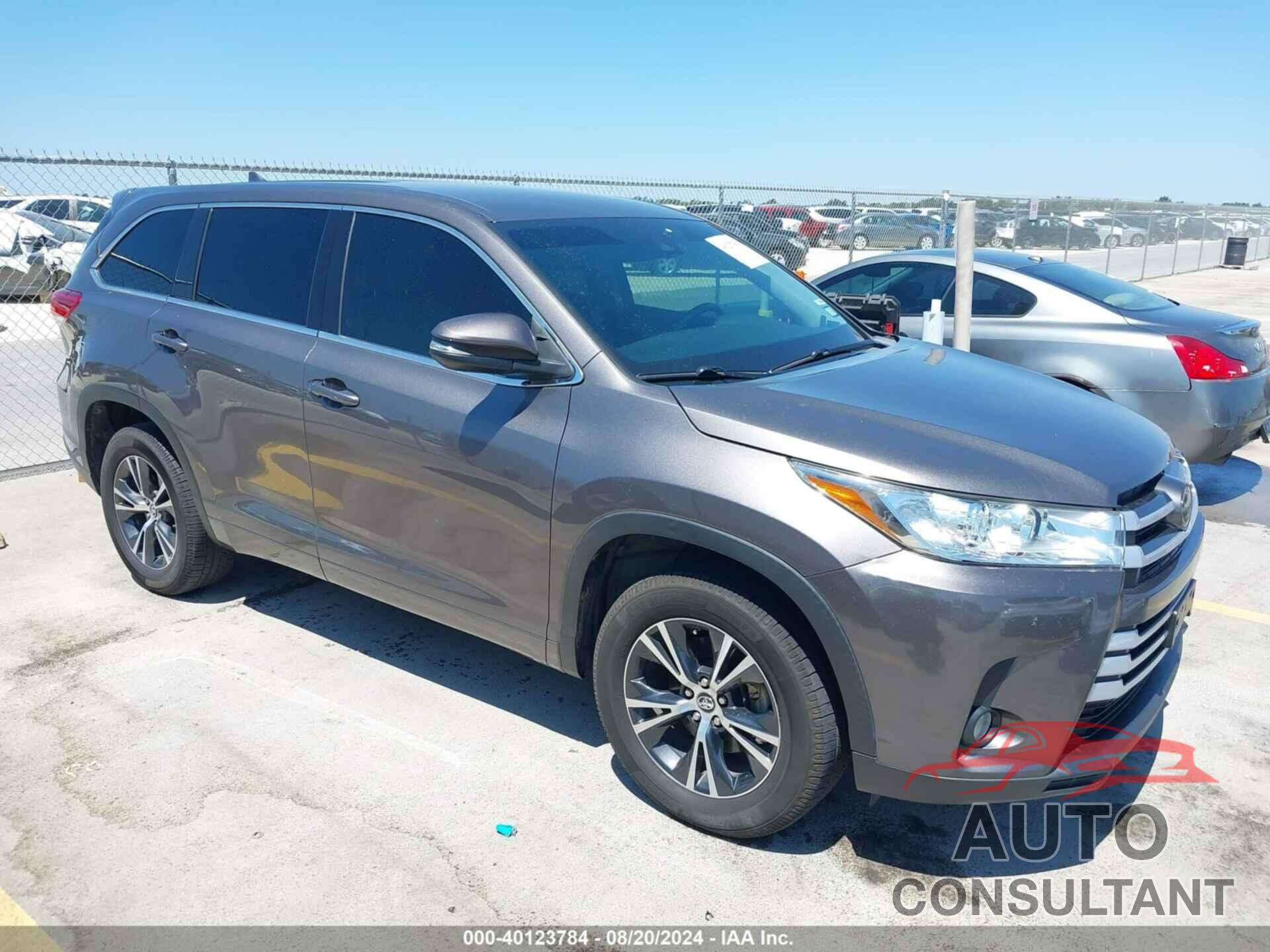 TOYOTA HIGHLANDER 2017 - 5TDZZRFH3HS192781