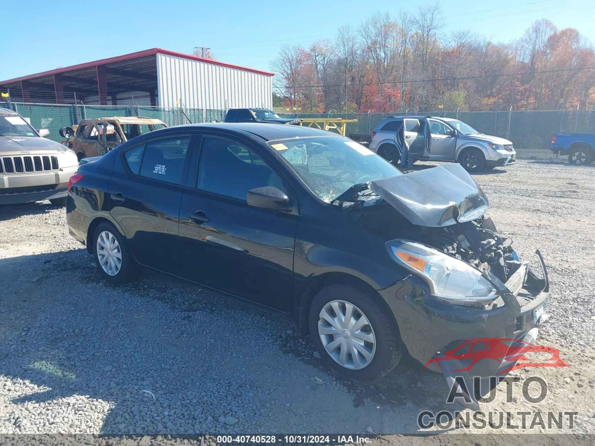 NISSAN VERSA 2018 - 3N1CN7APXJL828308