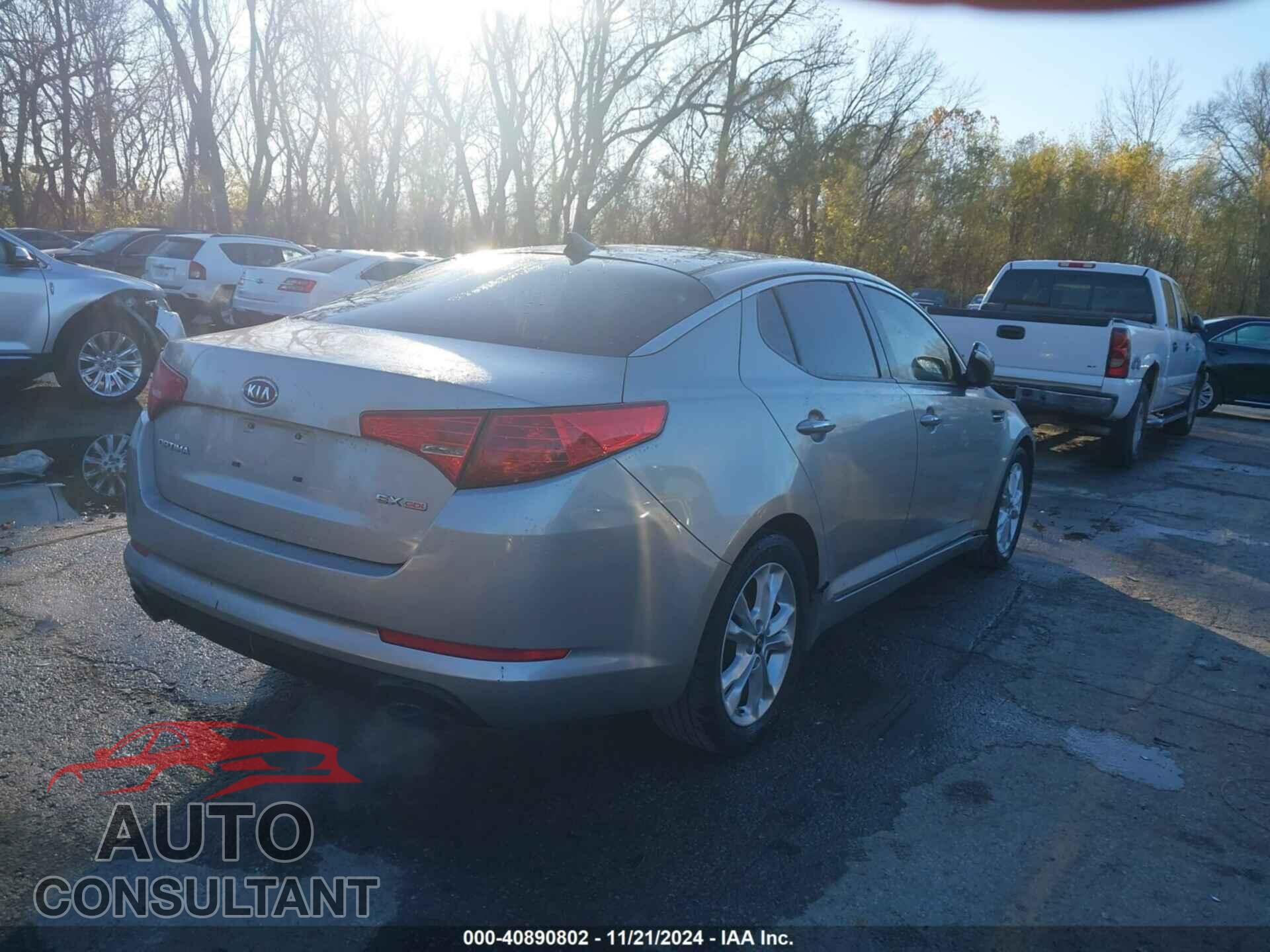 KIA OPTIMA 2011 - KNAGN4A79B5083367