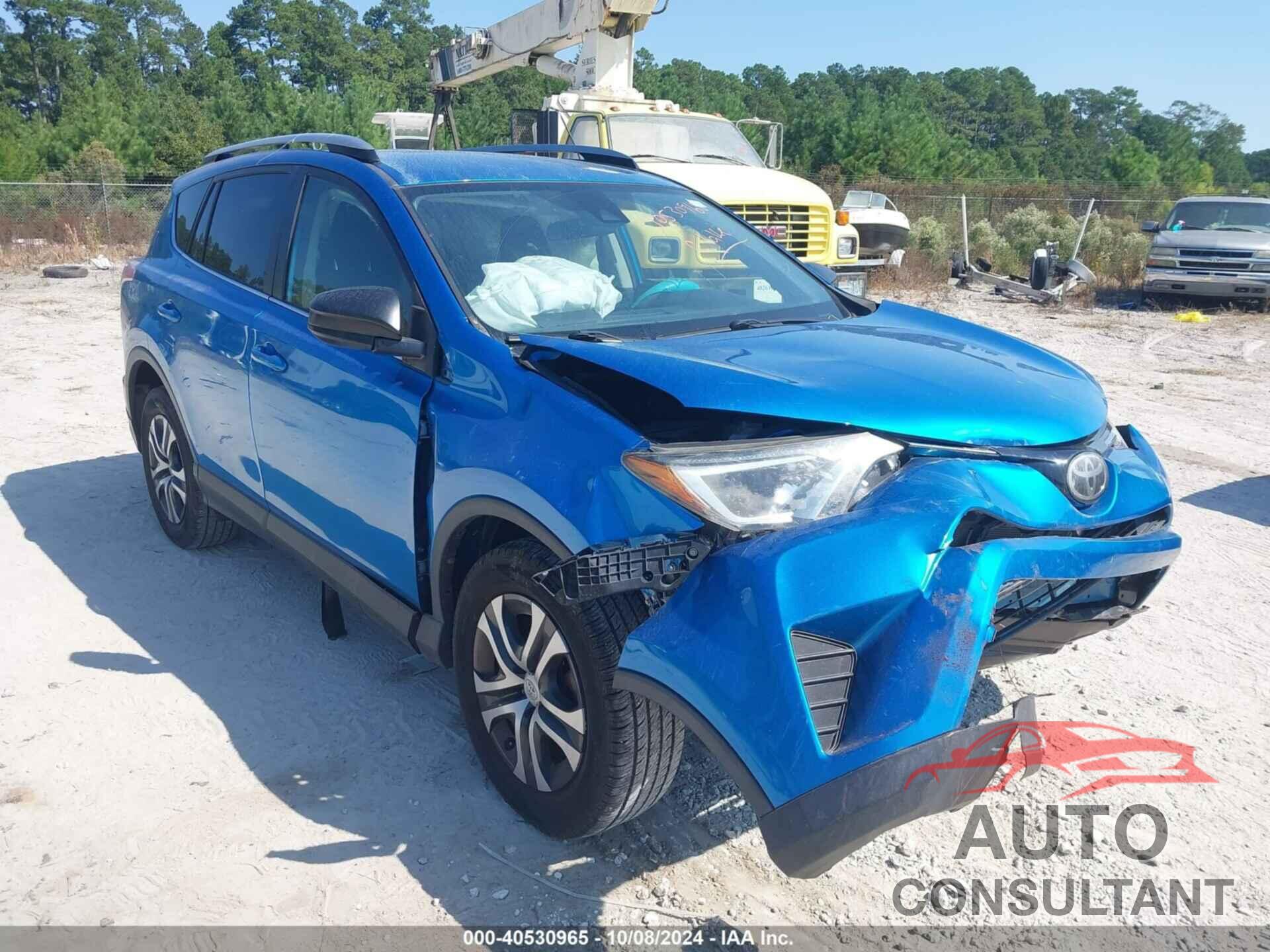 TOYOTA RAV4 2017 - JTMZFREVXHJ142084