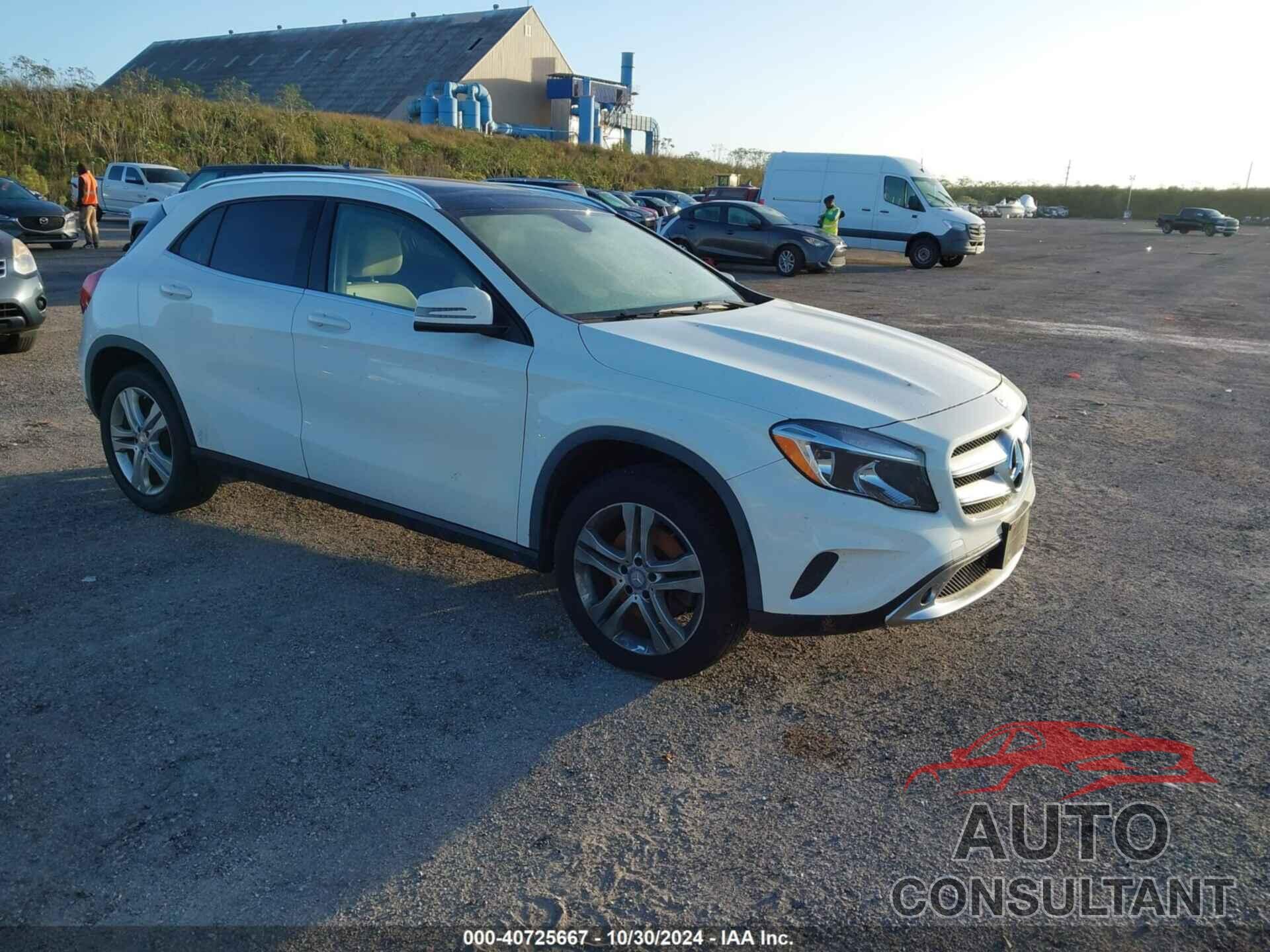 MERCEDES-BENZ GLA 250 2015 - WDCTG4GB0FJ159704