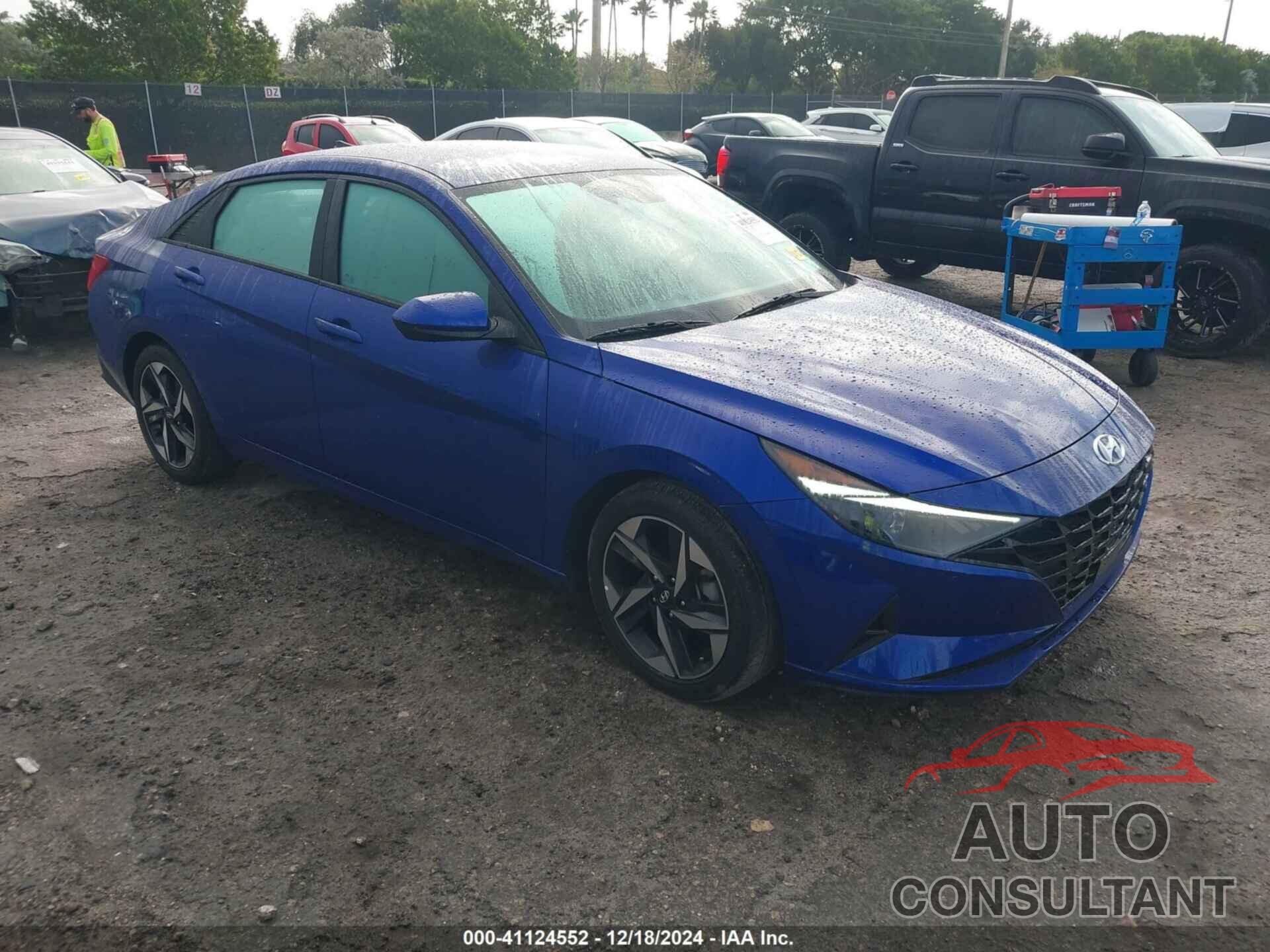 HYUNDAI ELANTRA 2023 - KMHLS4AG9PU412121