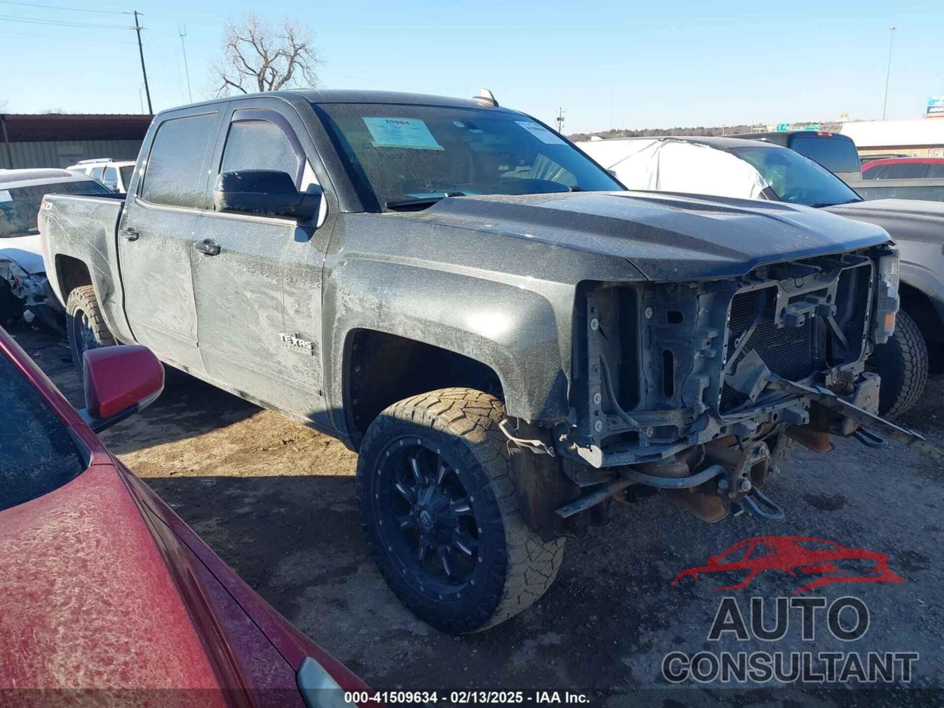 CHEVROLET SILVERADO 1500 2018 - 3GCUKREC1JG432676