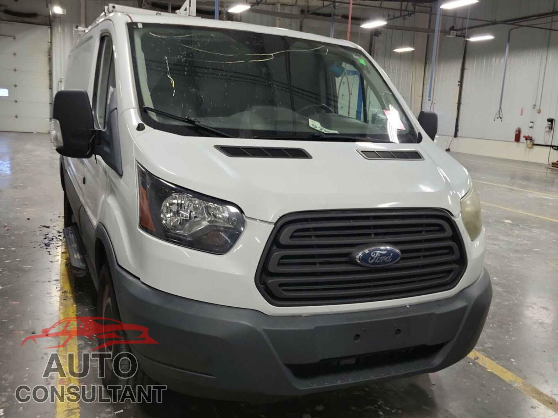 FORD TRANSIT 2015 - 1FTNR1YM9FKB32941