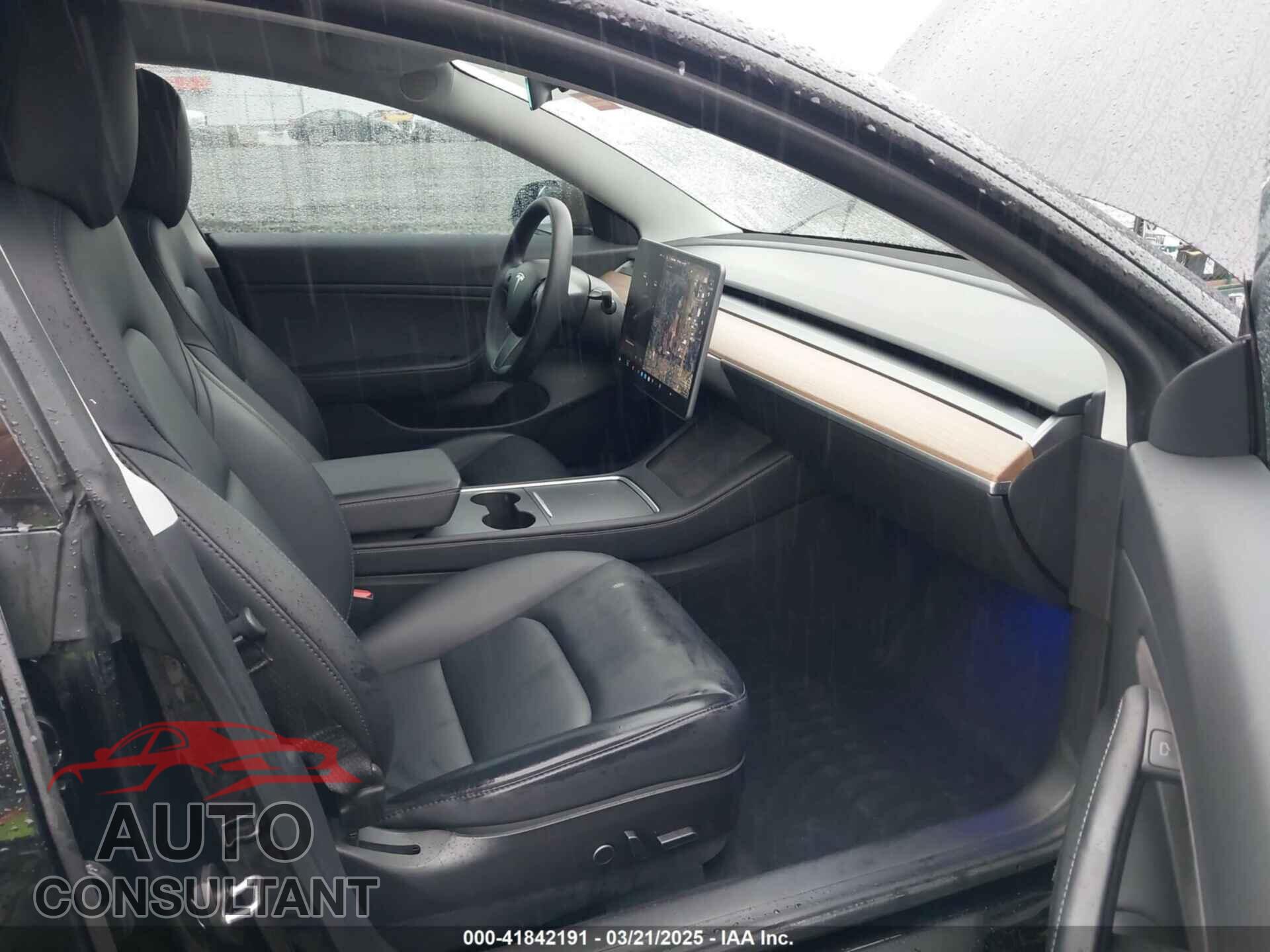 TESLA MODEL 3 2021 - 5YJ3E1EC9MF849817