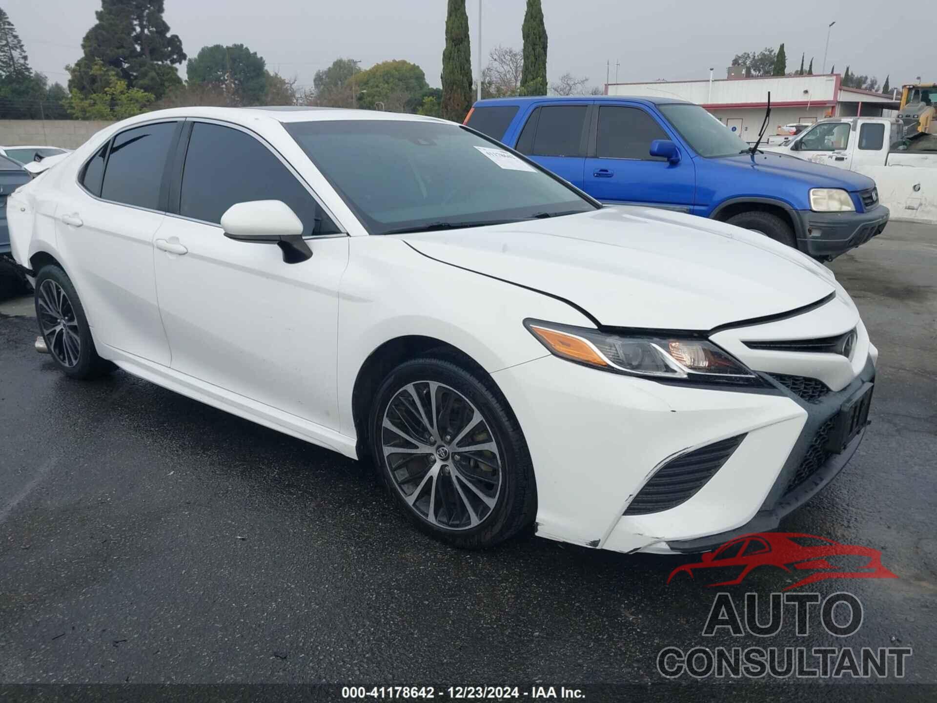 TOYOTA CAMRY 2019 - 4T1B11HK8KU731283