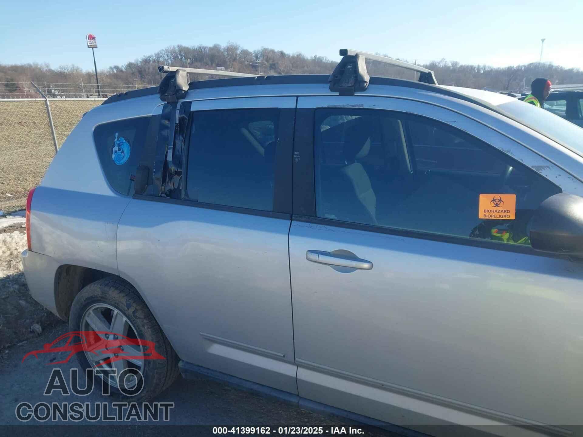 JEEP COMPASS 2010 - 1J4NF4FB4AD601419