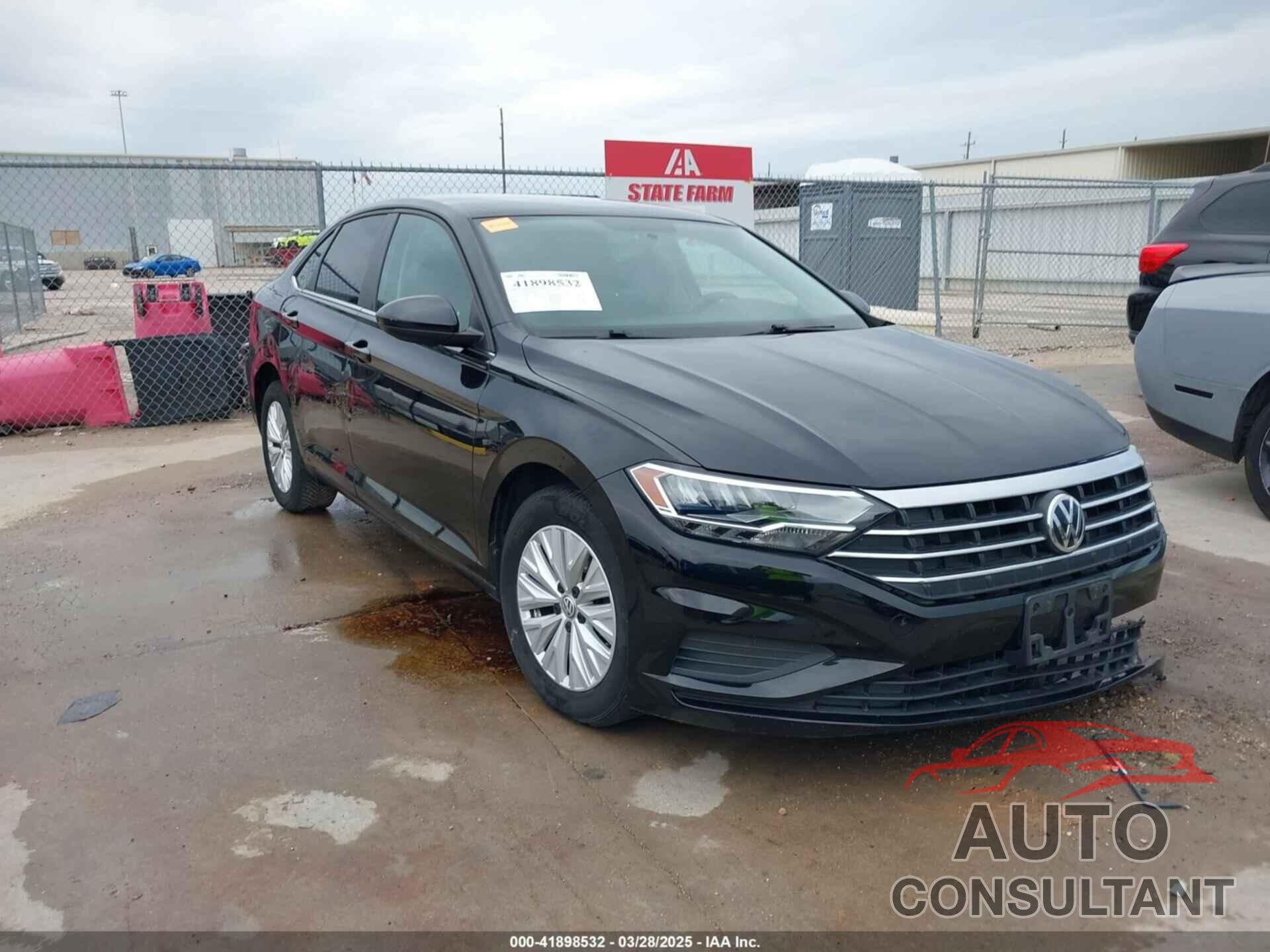 VOLKSWAGEN JETTA 2019 - 3VWC57BU1KM033688