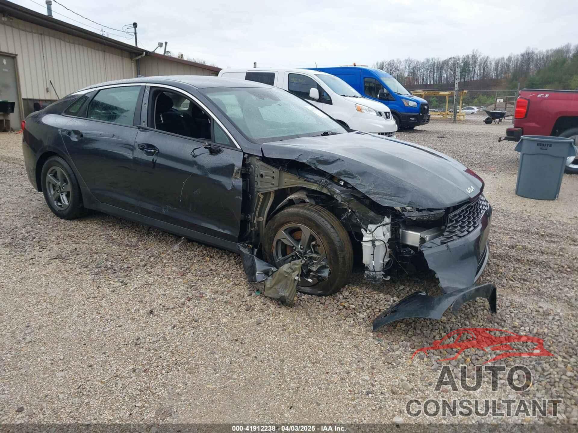 KIA K5 2022 - 5XXG14J25NG086947