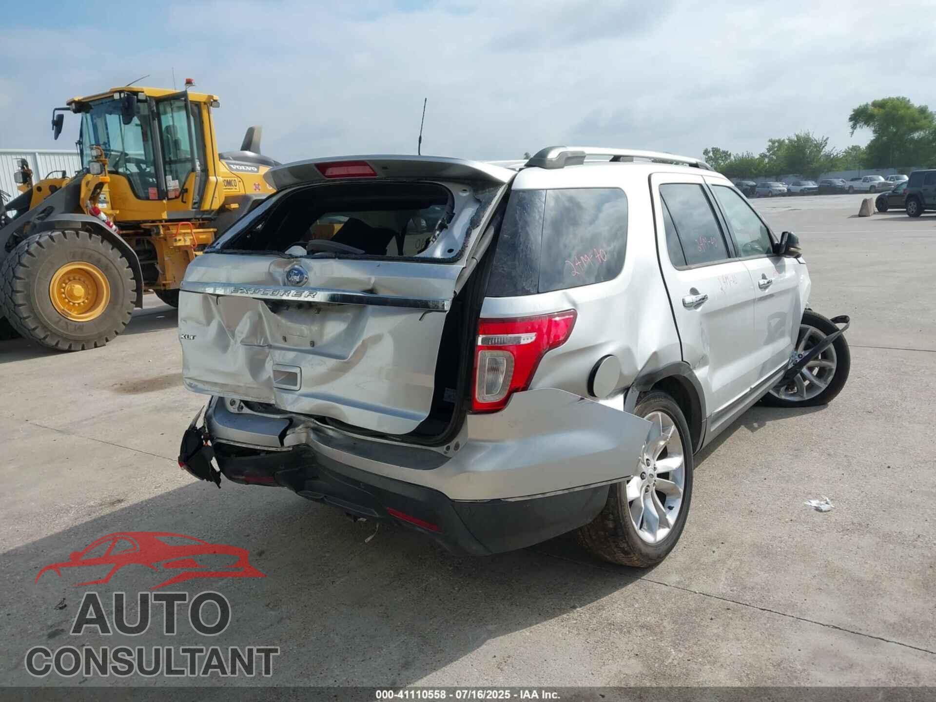 FORD EXPLORER 2011 - 1FMHK7D83BGA50421