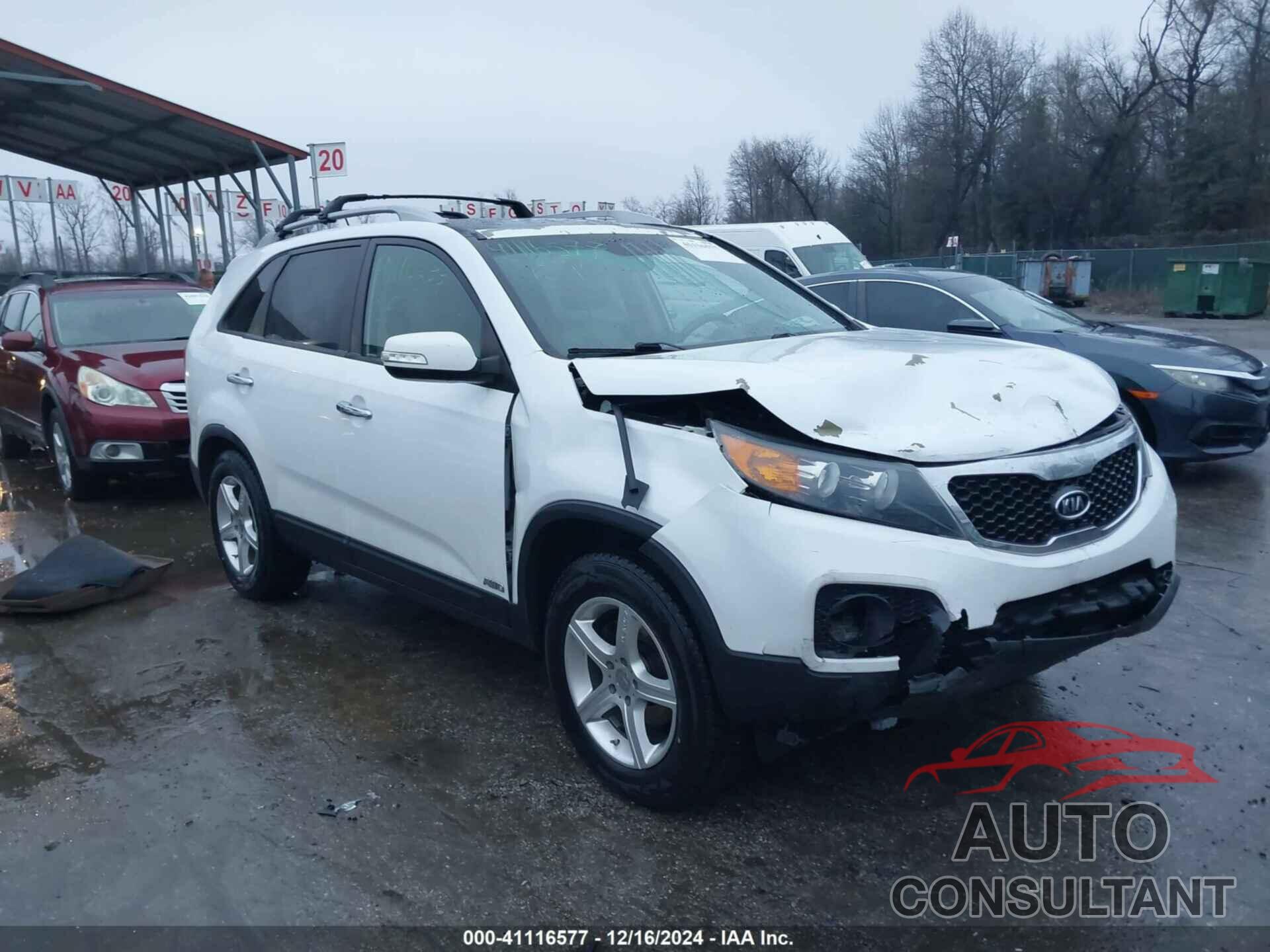 KIA SORENTO 2013 - 5XYKUDA25DG347005