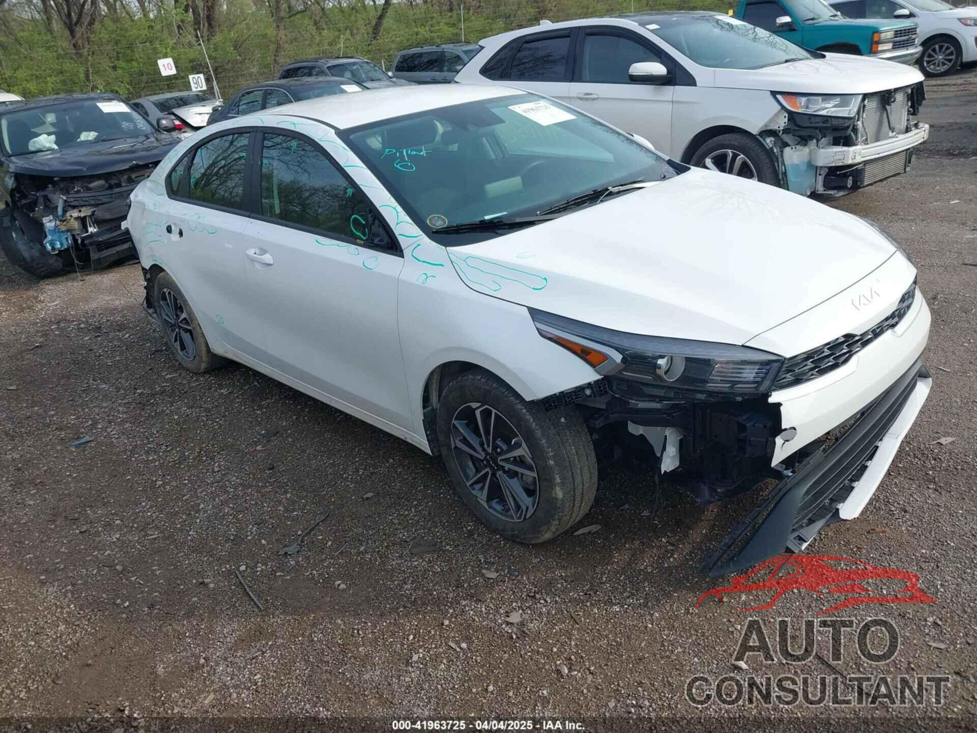 KIA FORTE 2024 - 3KPF24AD6RE837739