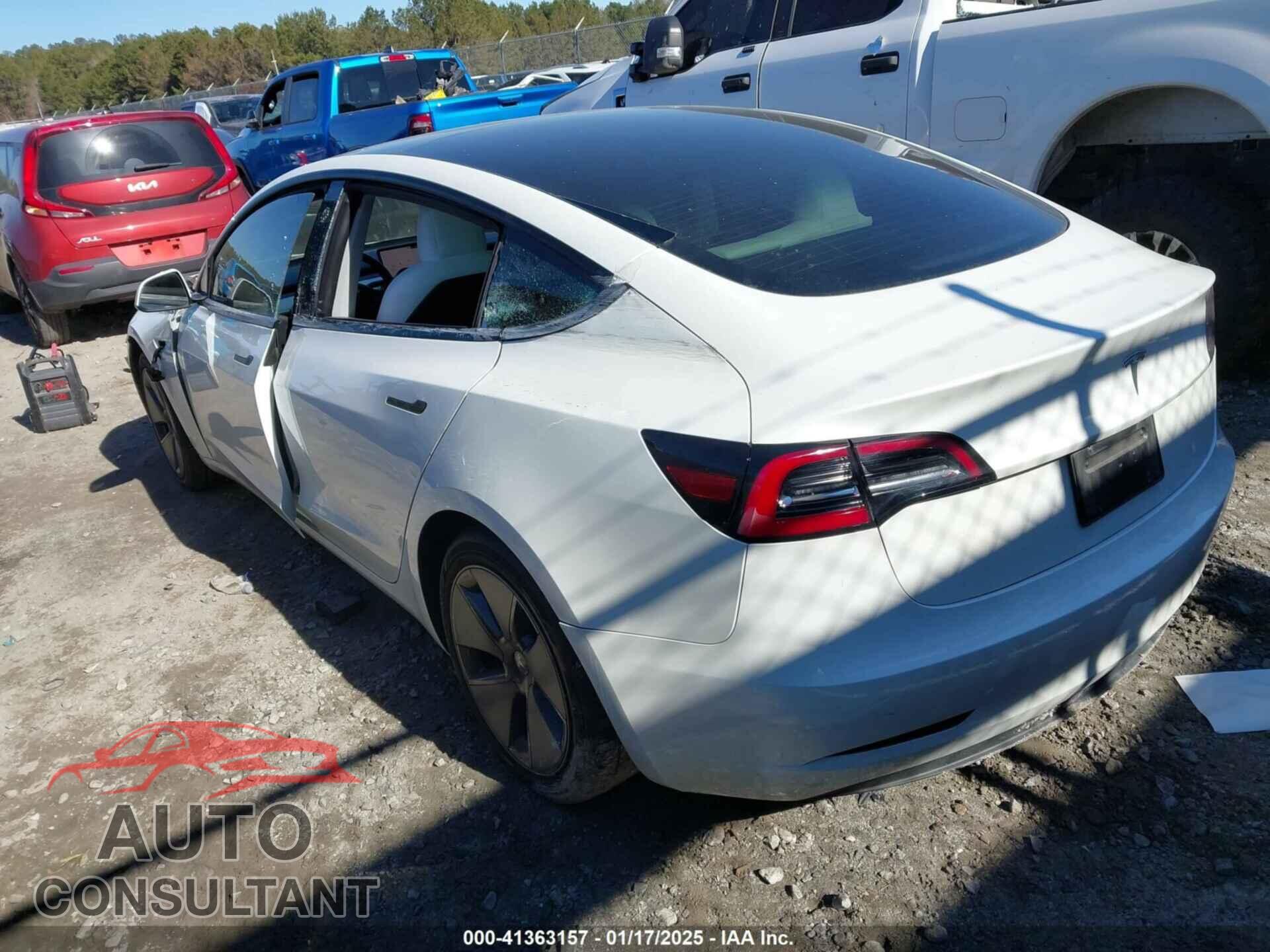 TESLA MODEL 3 2023 - 5YJ3E1EA4PF482005