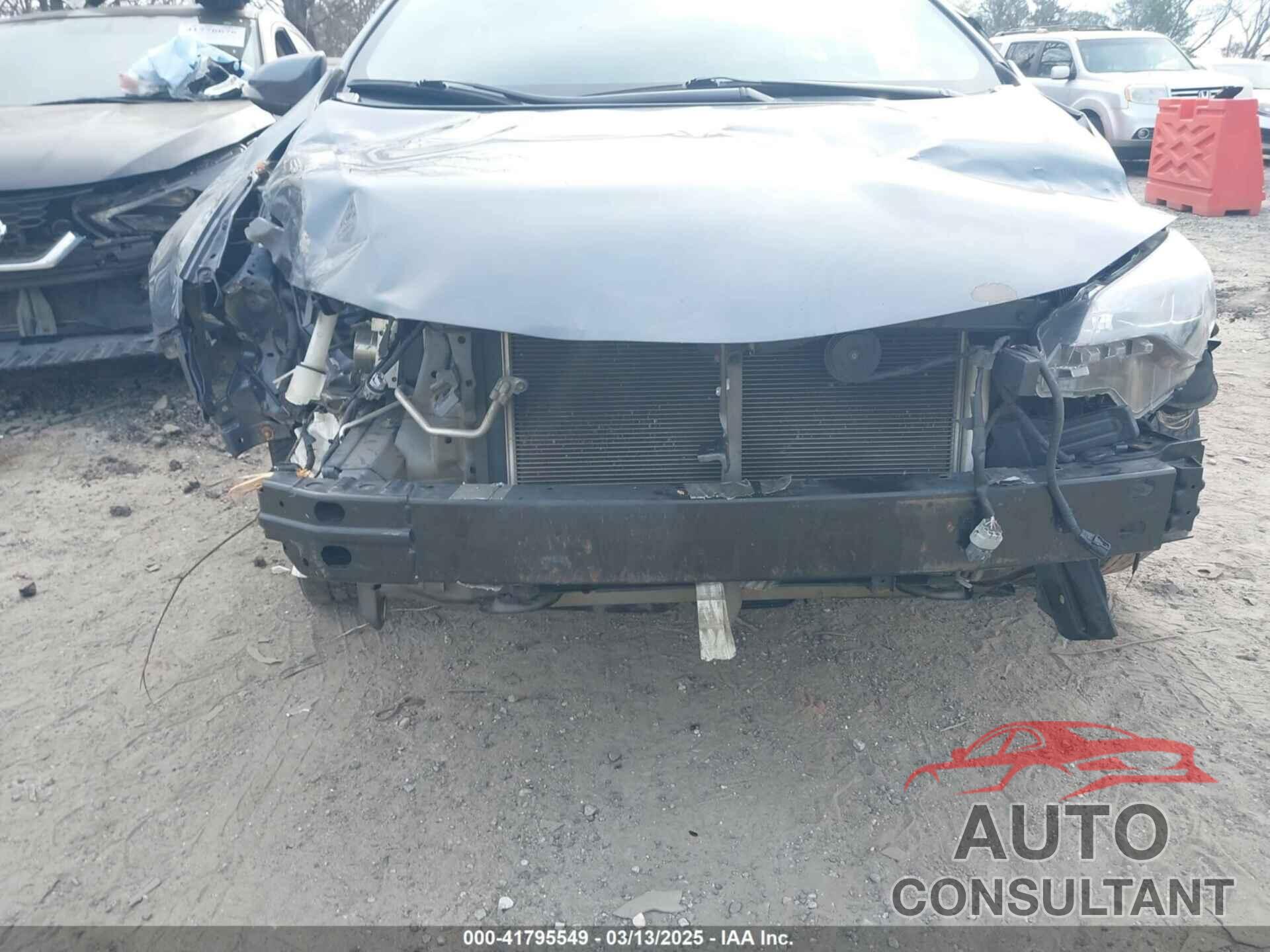 TOYOTA COROLLA 2018 - 5YFBURHE3JP831775