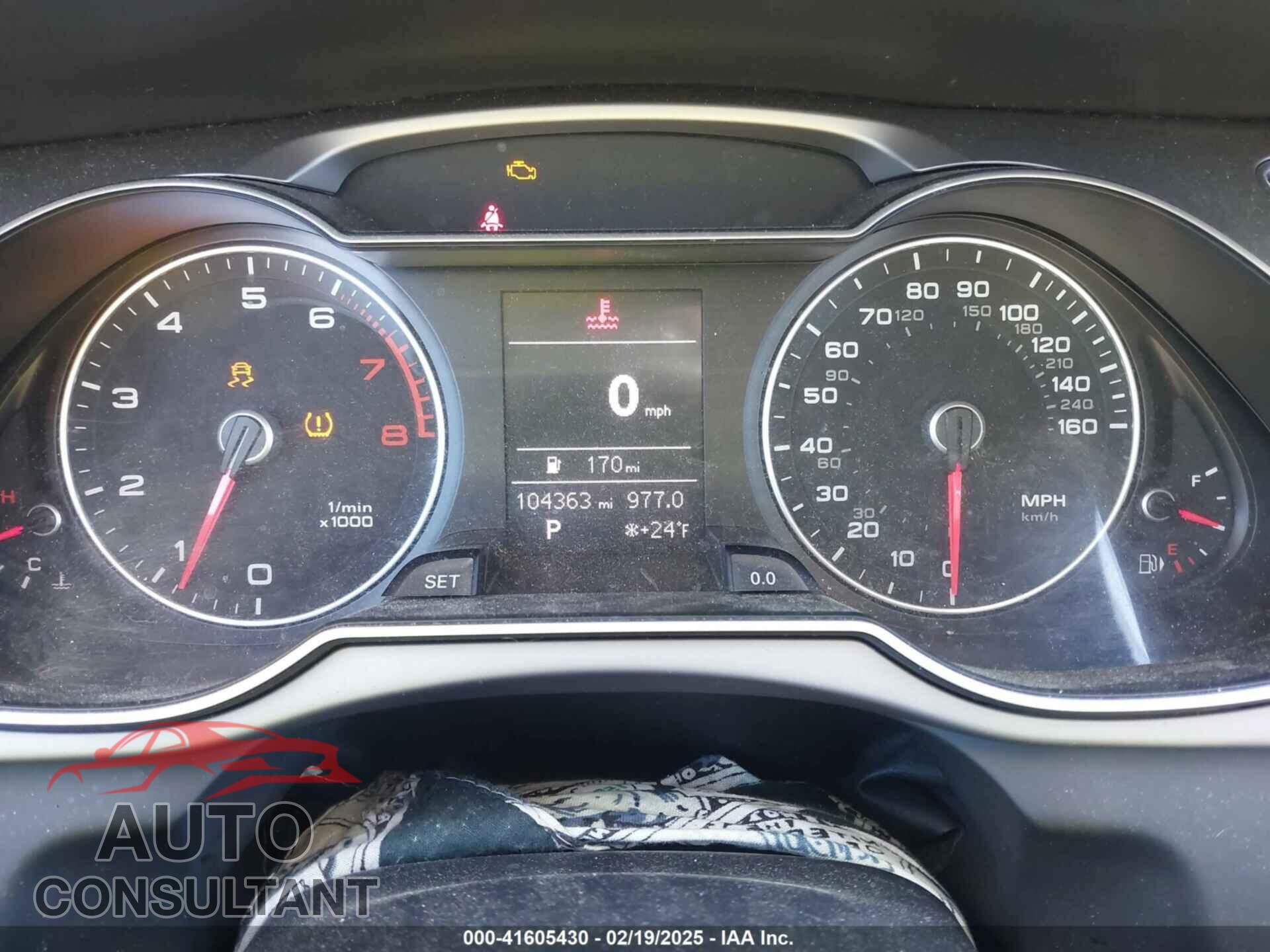 AUDI A4 2013 - WAUFFAFL9DN022682