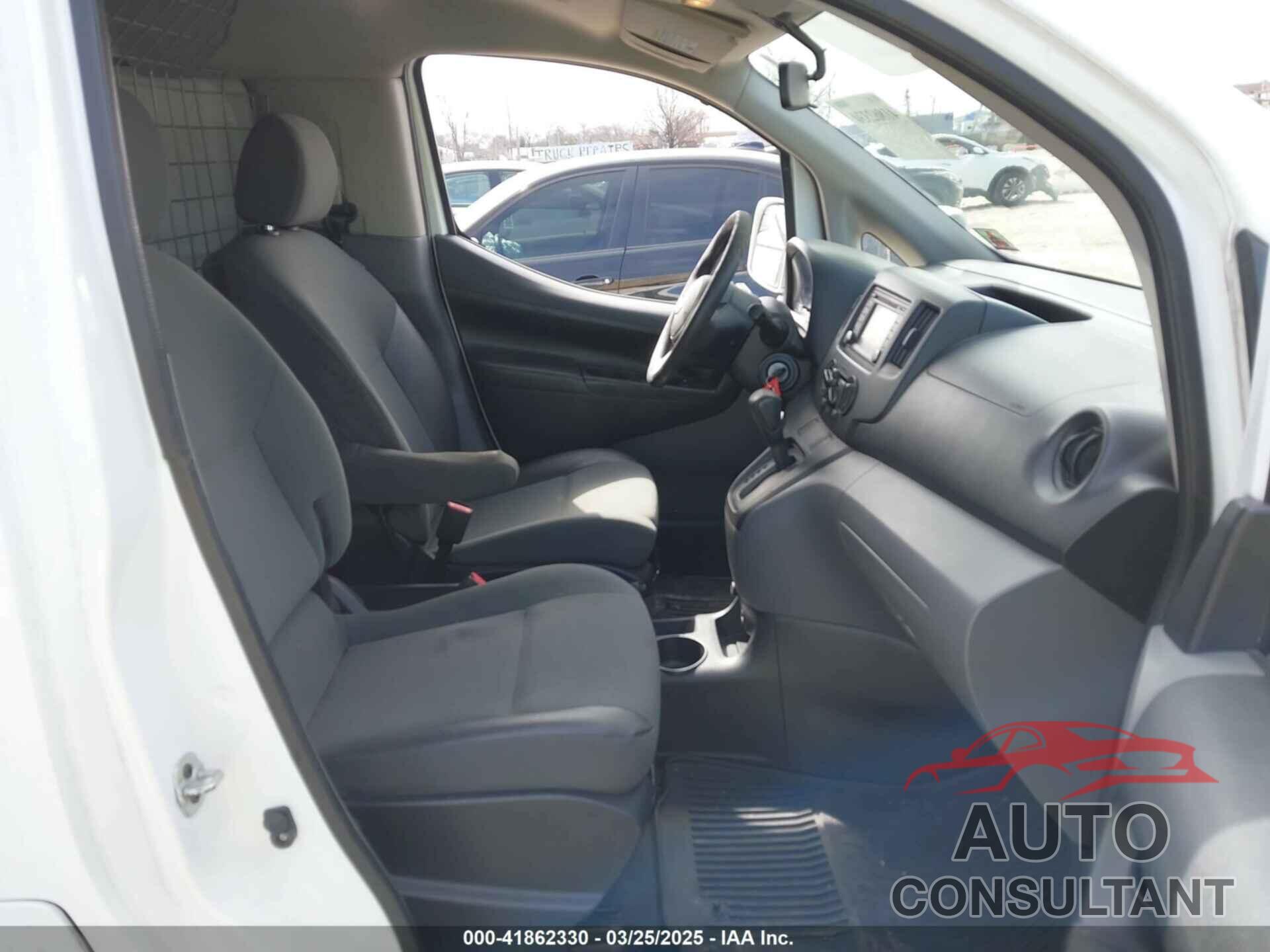 NISSAN NV200 2017 - 3N6CM0KN9HK701941