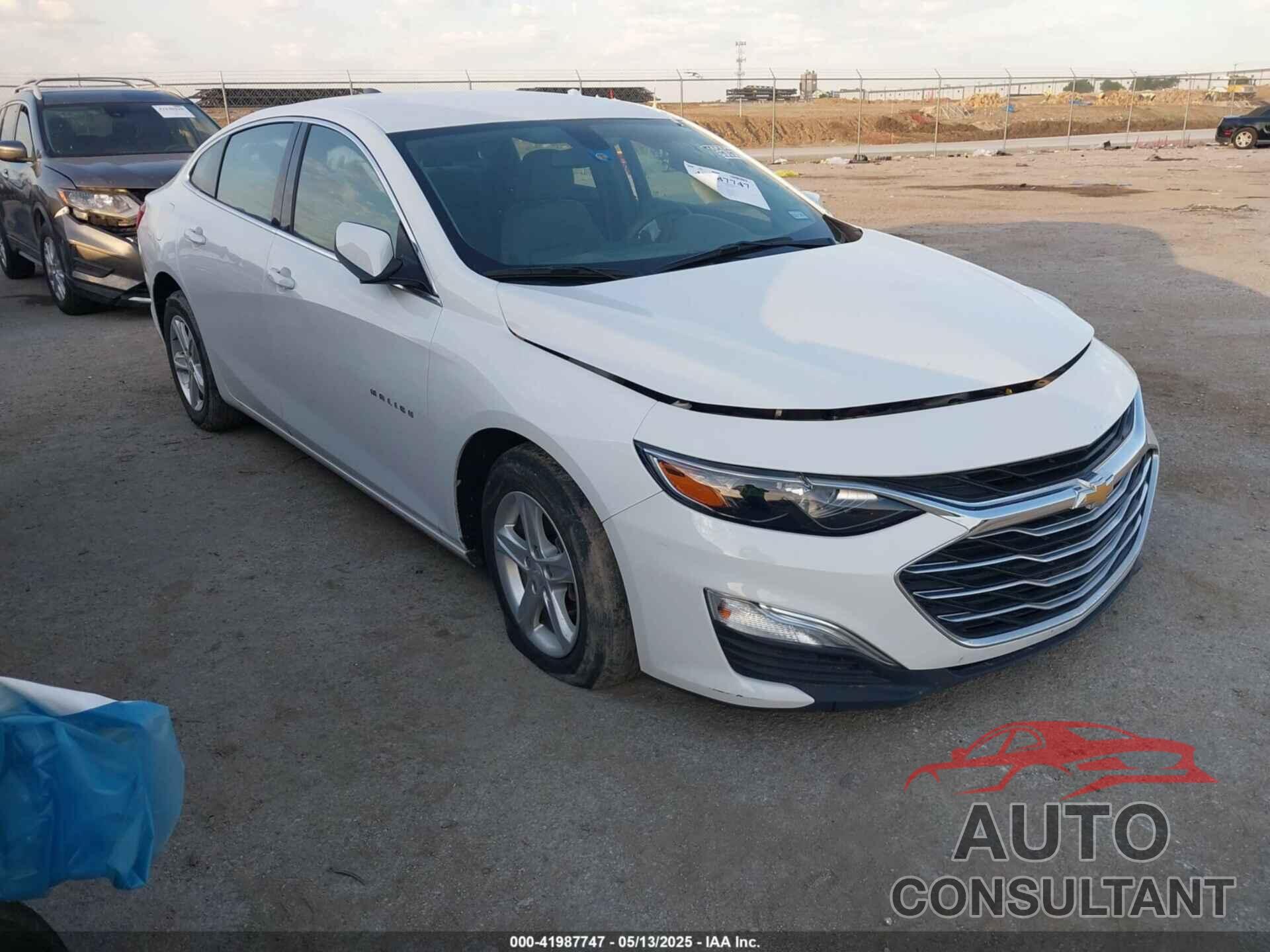 CHEVROLET MALIBU 2021 - 1G1ZB5ST8MF042112