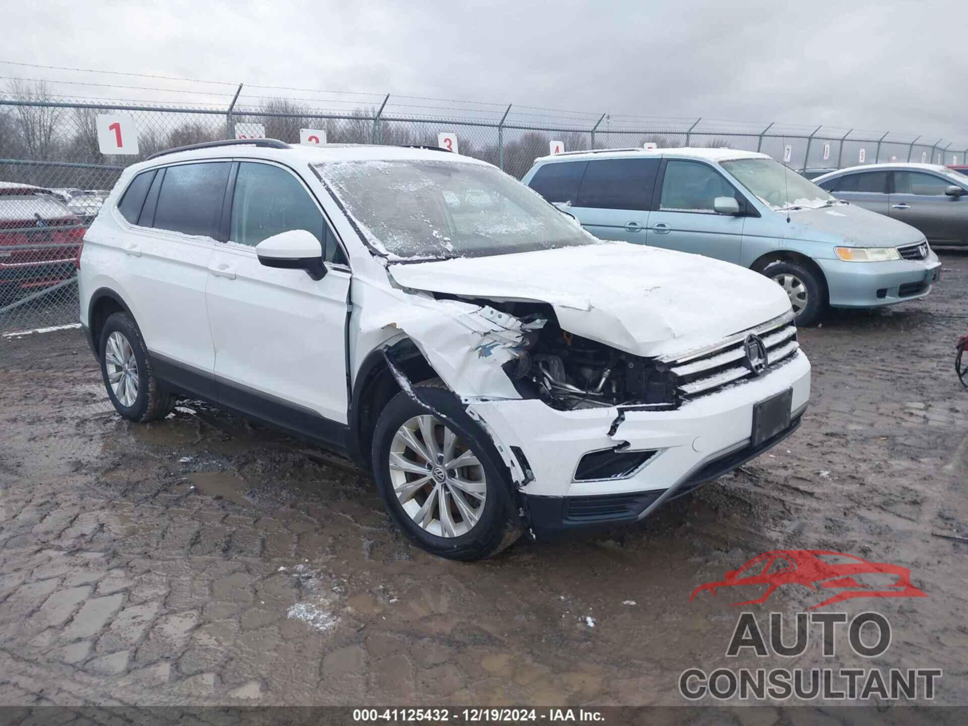 VOLKSWAGEN TIGUAN 2018 - 3VV2B7AX0JM059332