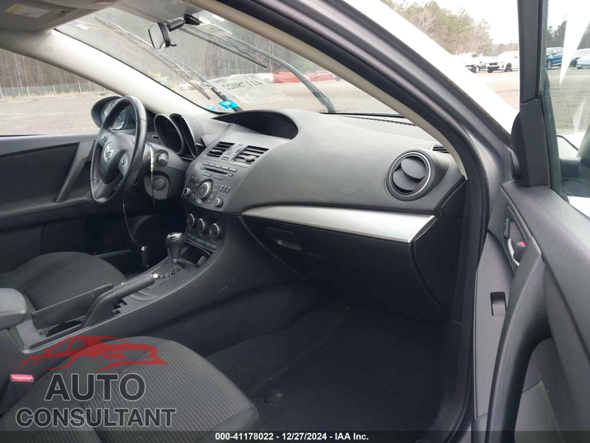 MAZDA MAZDA3 2013 - JM1BL1LP9D1781065