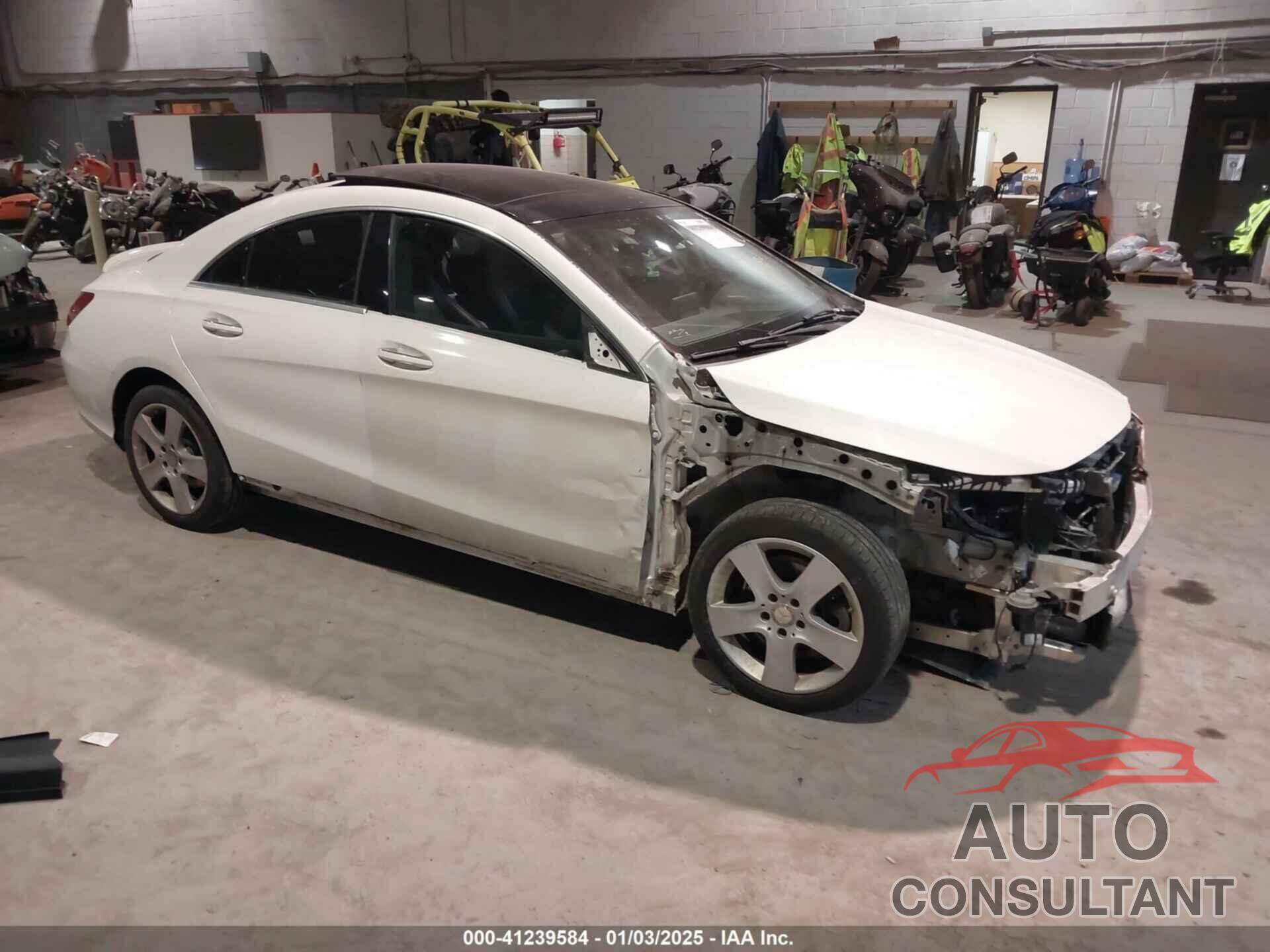 MERCEDES-BENZ CLA 250 2015 - WDDSJ4GB7FN211542