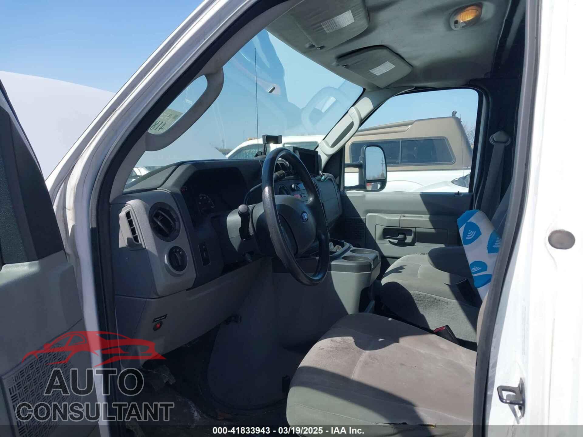 FORD E-450 CUTAWAY 2012 - 1FDXE4FLXCDB03931