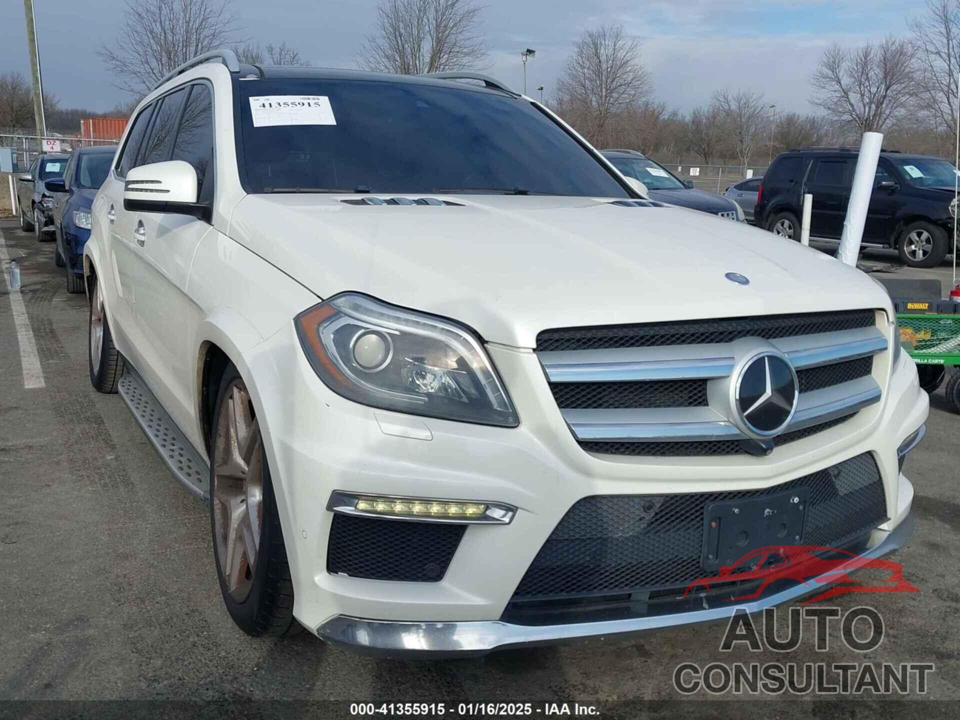 MERCEDES-BENZ GL 550 2013 - 4JGDF7DE2DA227443