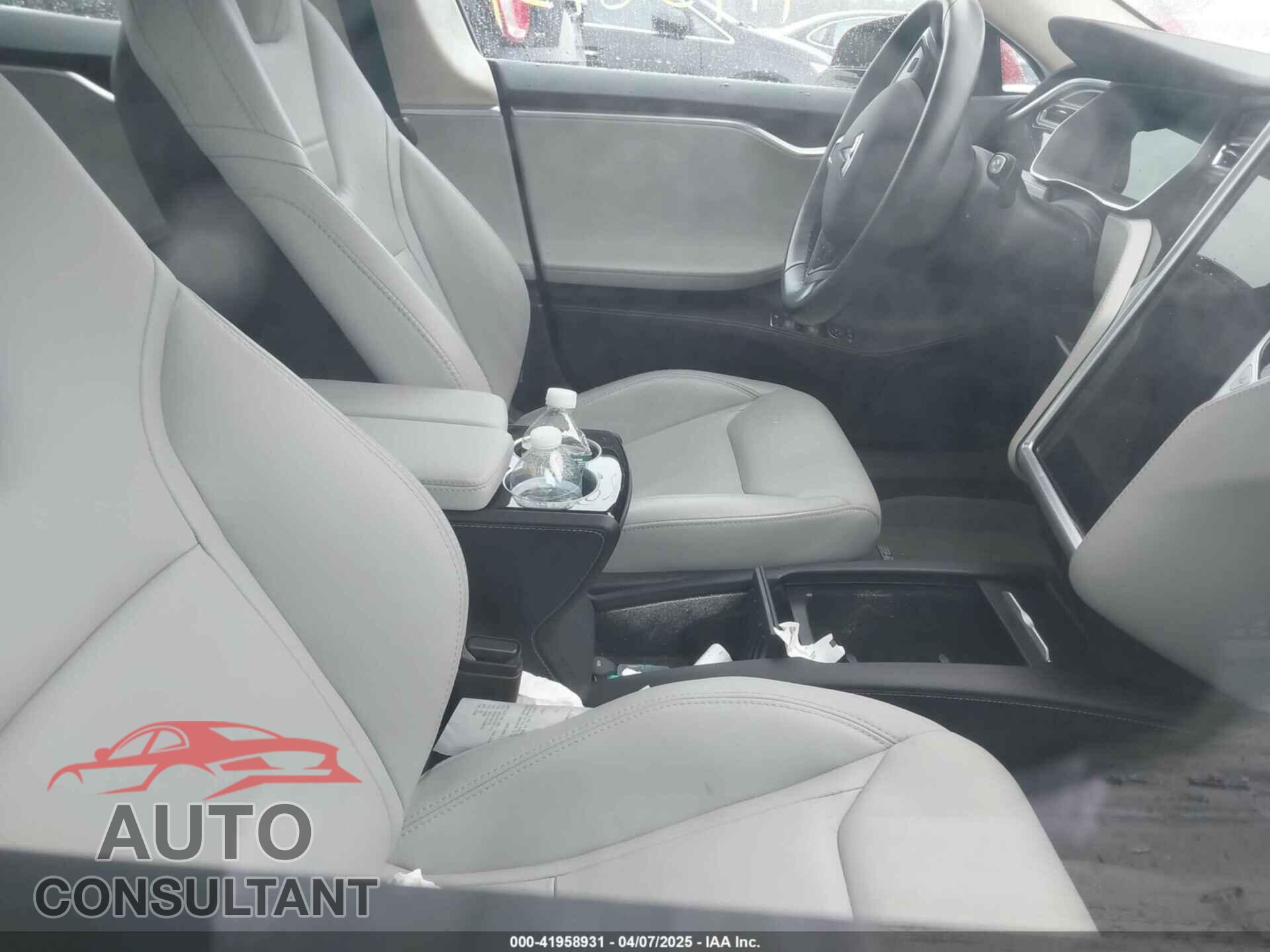 TESLA MODEL S 2016 - 5YJSA1E28GF150889