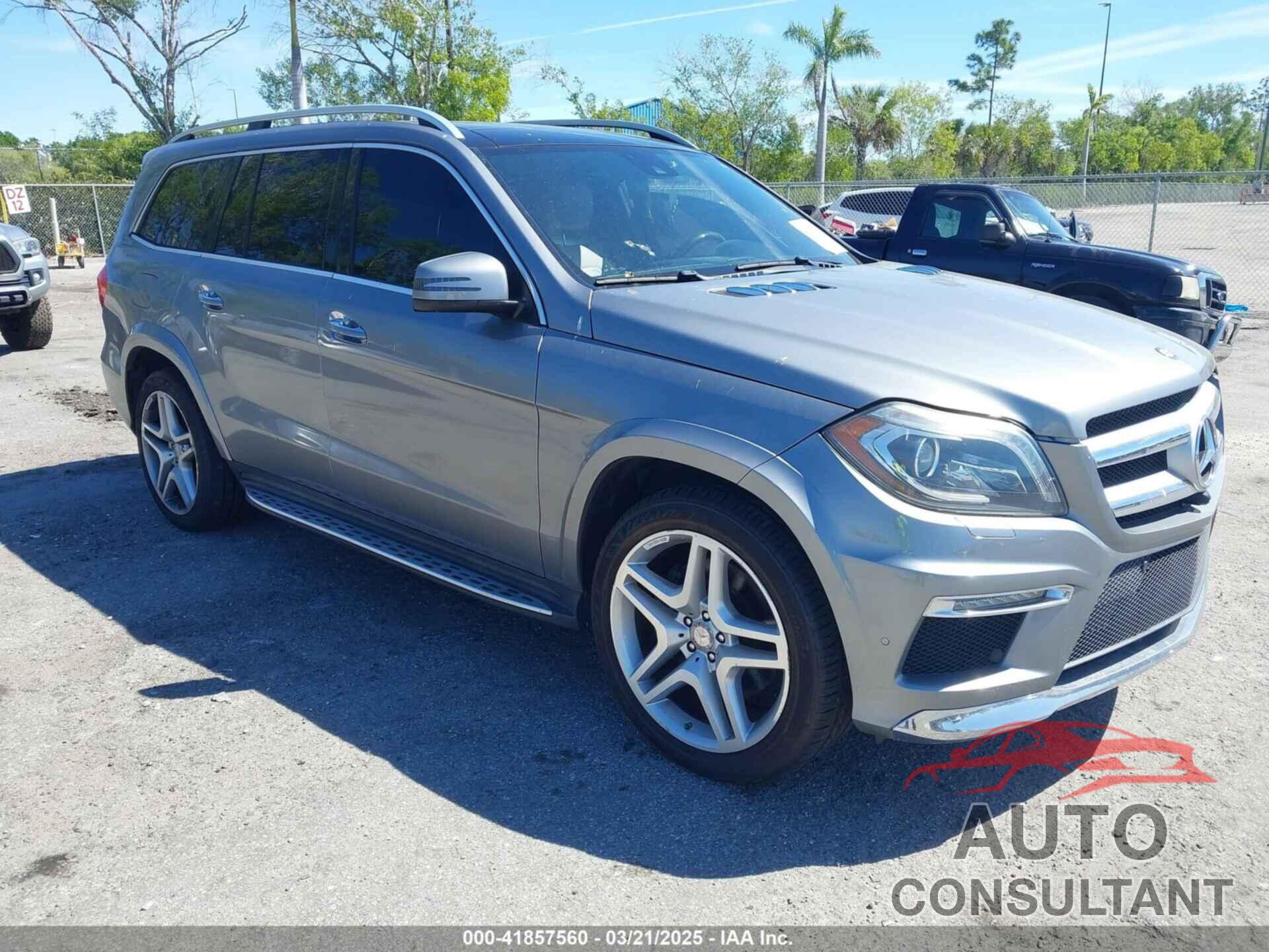 MERCEDES-BENZ GL 550 2015 - 4JGDF7DE5FA466293