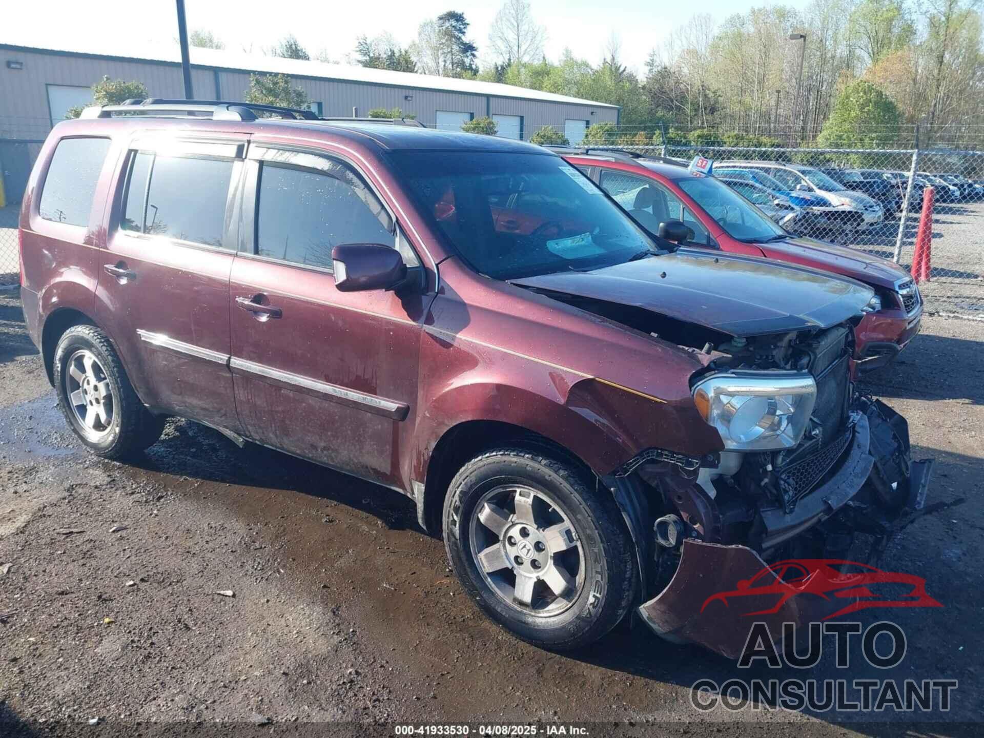 HONDA PILOT 2011 - 5FNYF4H9XBB040893