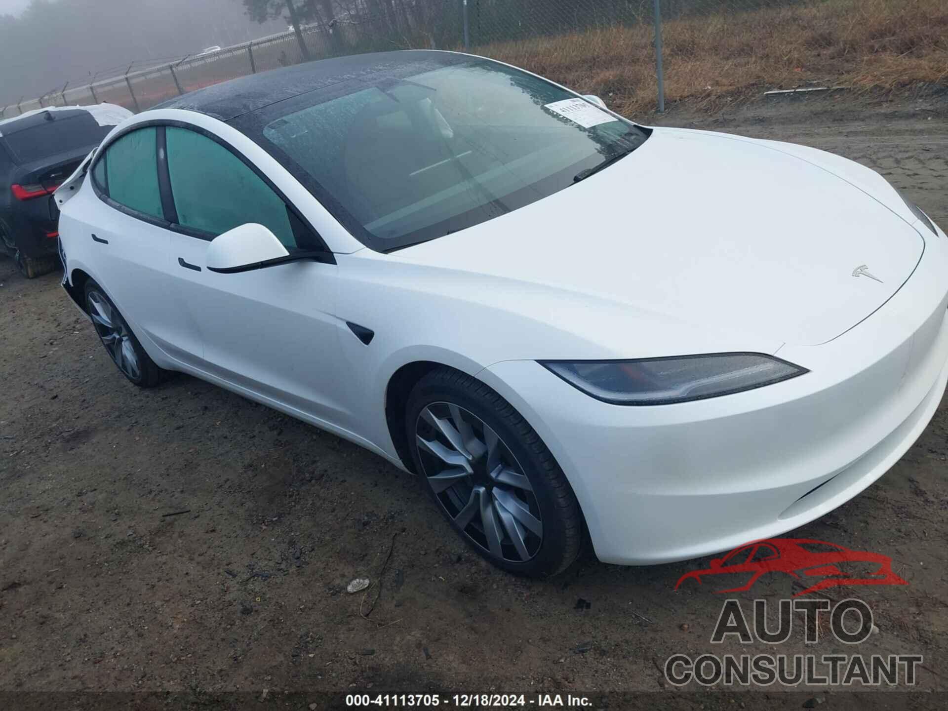 TESLA MODEL 3 2024 - 5YJ3E1EBXRF798360