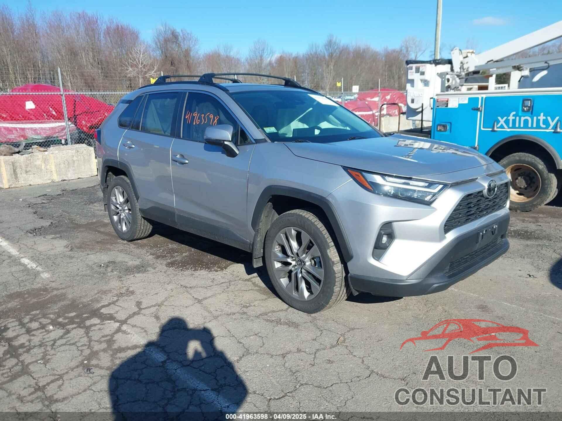 TOYOTA RAV4 2022 - 2T3A1RFV0NC293377