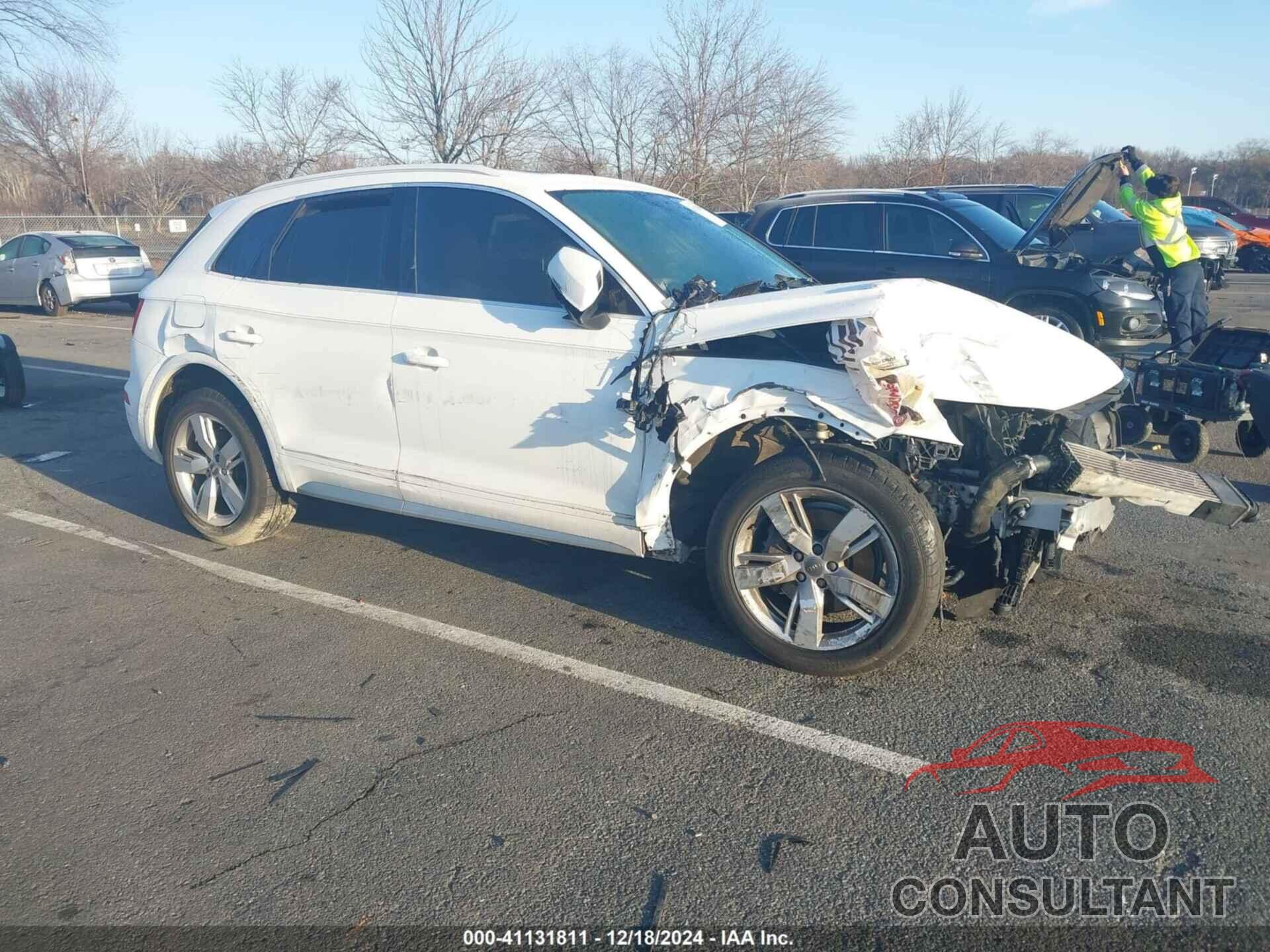 AUDI Q5 2018 - WA1BNAFY0J2181470