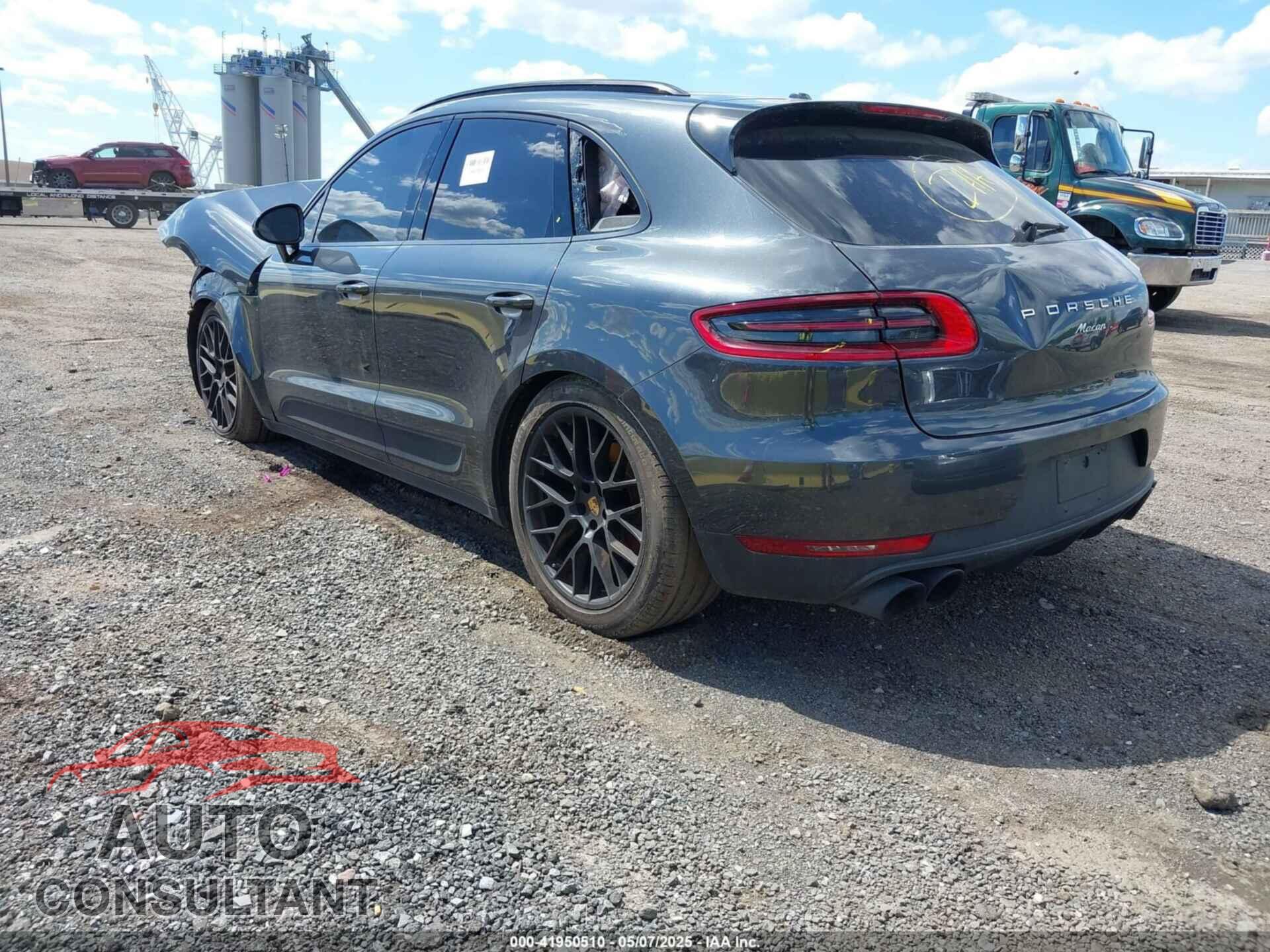 PORSCHE MACAN 2018 - WP1AA2A59JLB23012