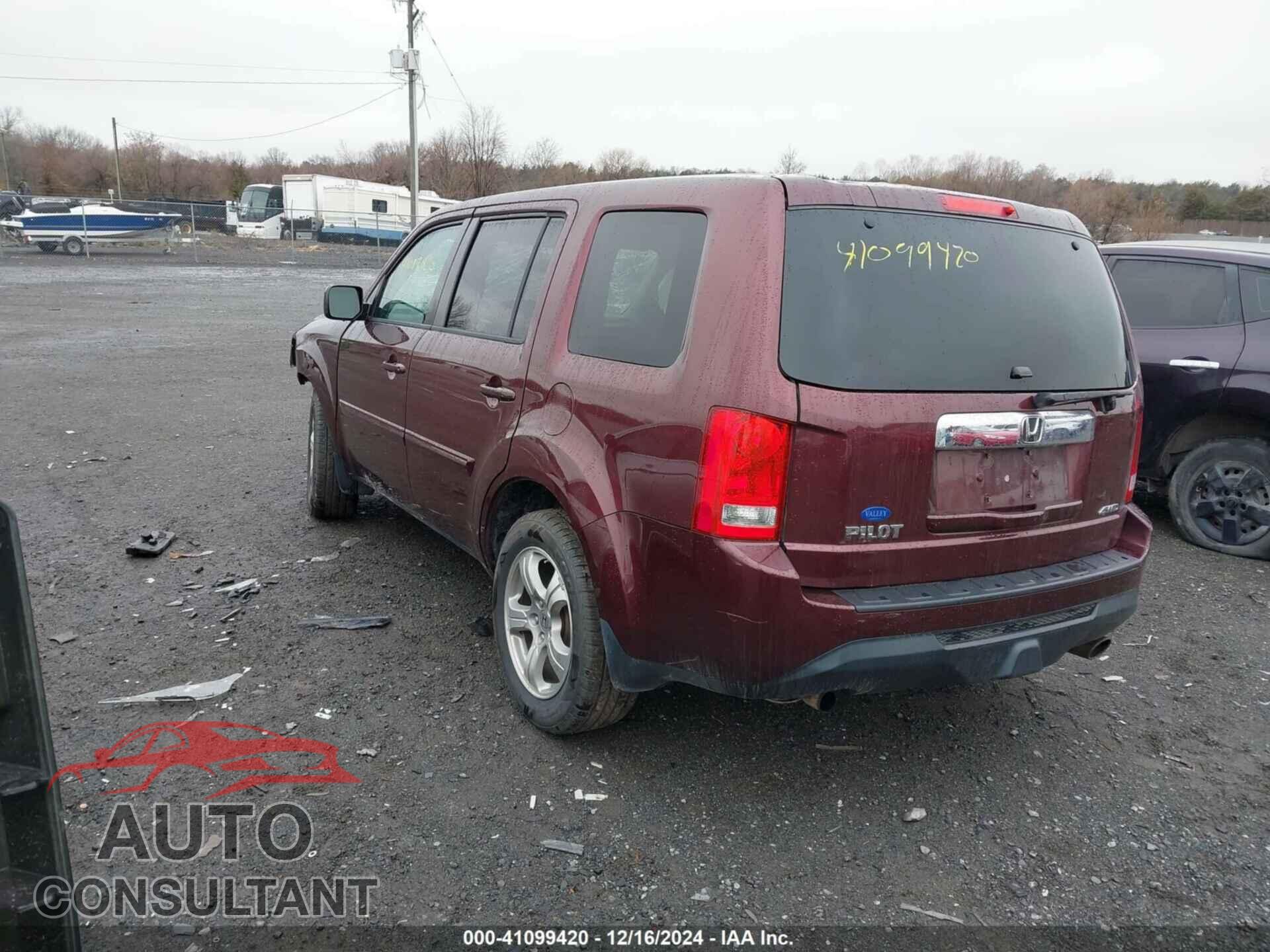 HONDA PILOT 2013 - 5FNYF4H57DB078209