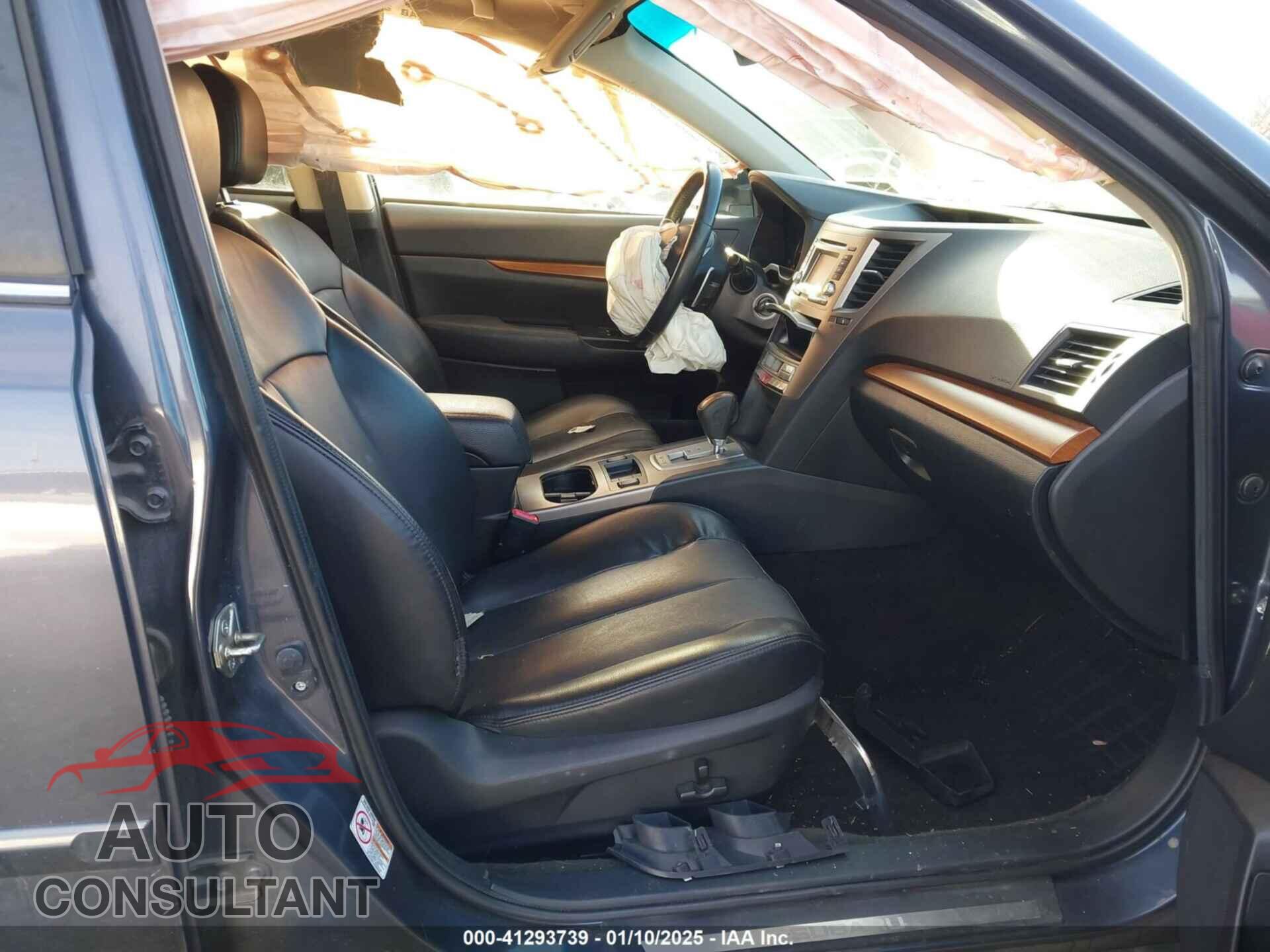 SUBARU OUTBACK 2014 - 4S4BRBLC8E3321365