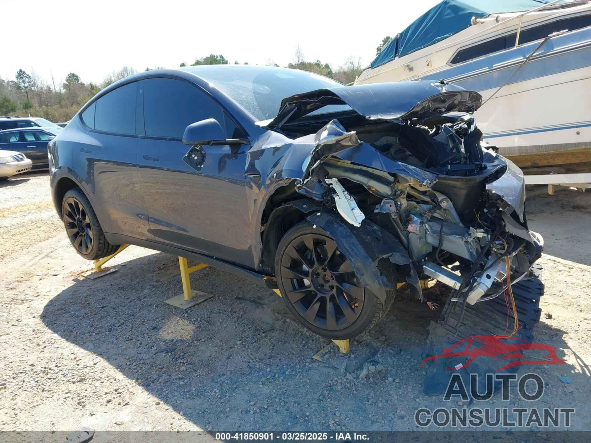TESLA MODEL Y 2022 - 7SAYGDEE0NF387512