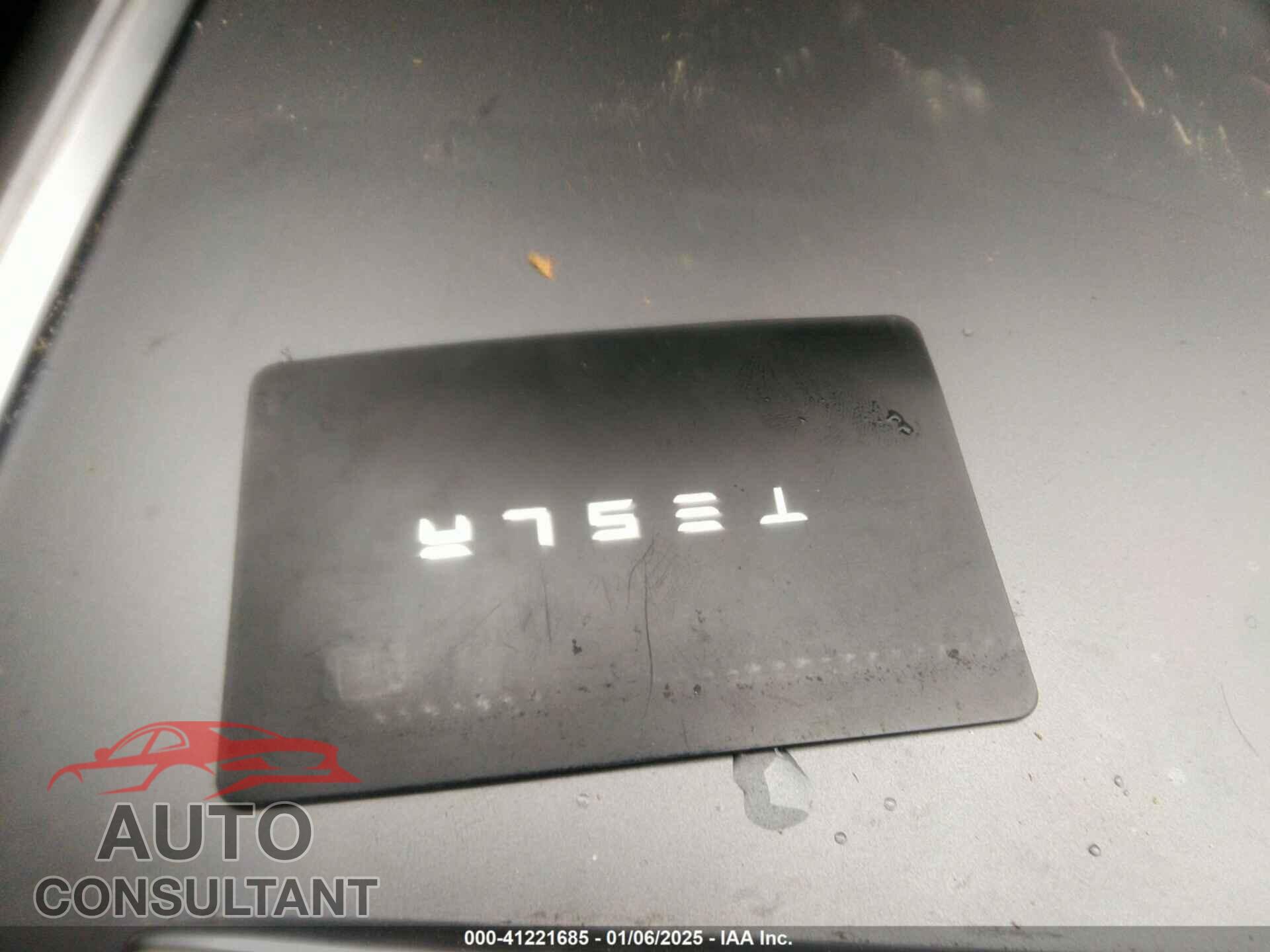 TESLA MODEL 3 2021 - 5YJ3E1EBXMF061751