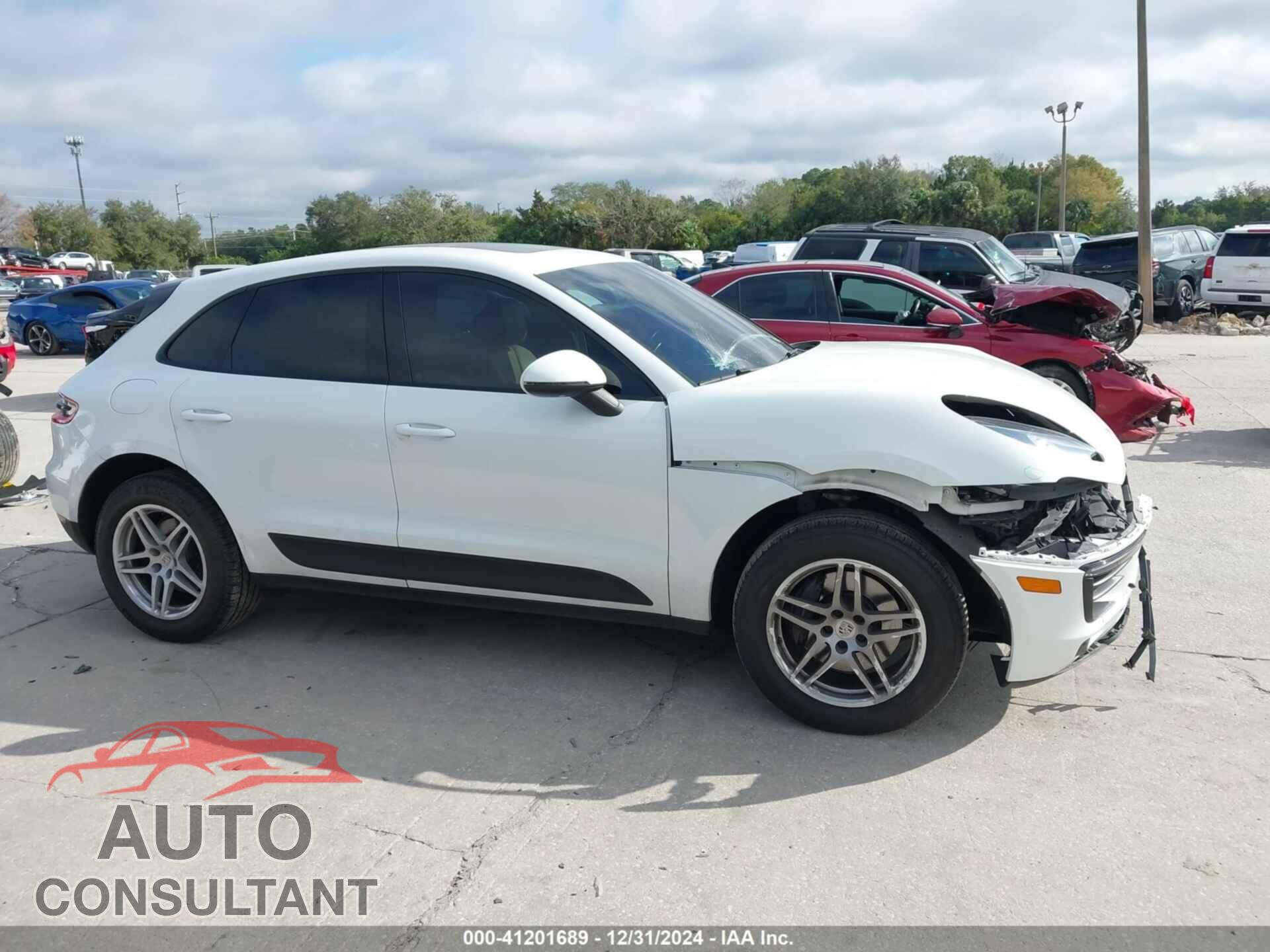 PORSCHE MACAN 2018 - WP1AA2A55JLB04313