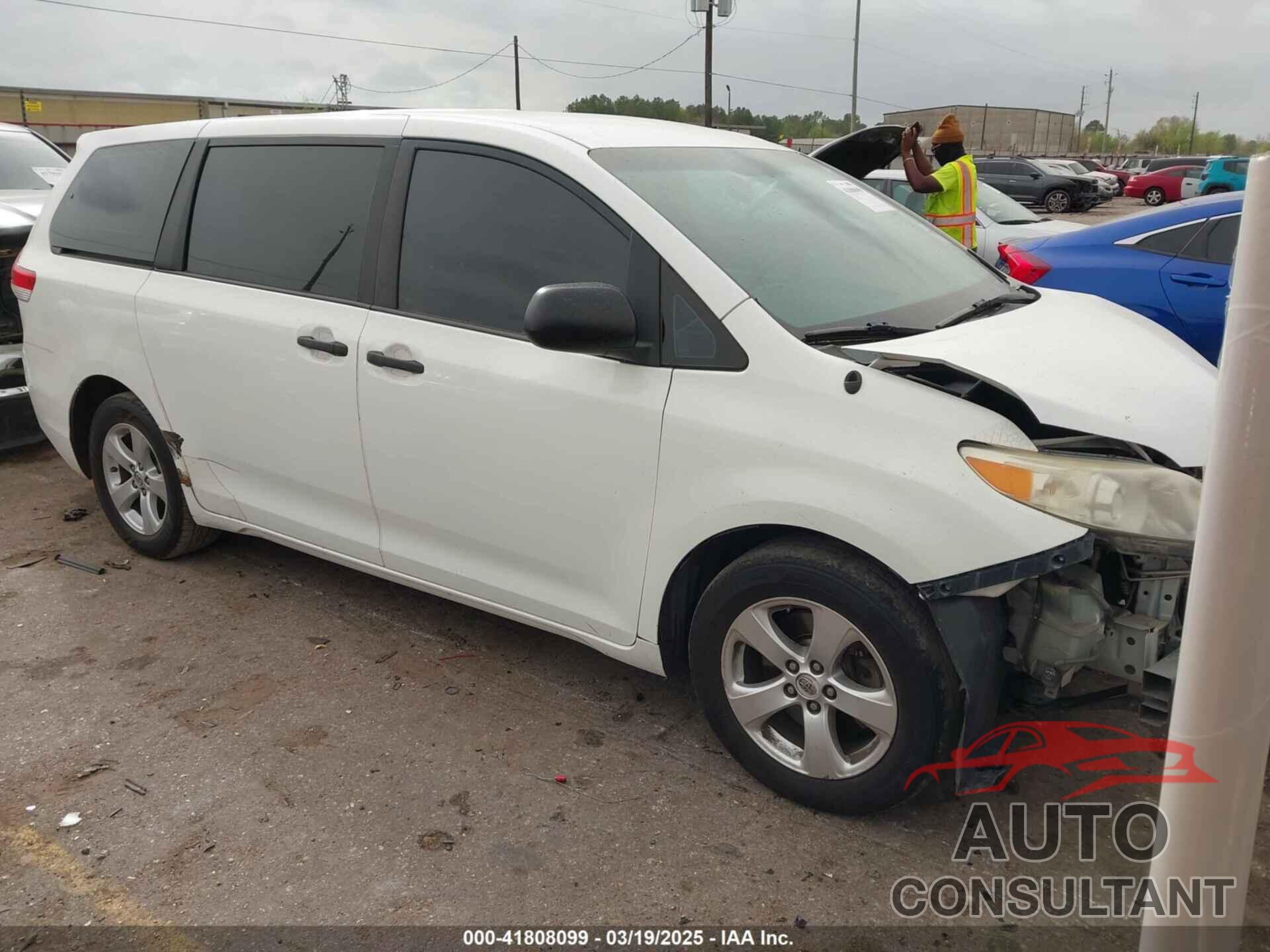TOYOTA SIENNA 2013 - 5TDZK3DCXDS382077