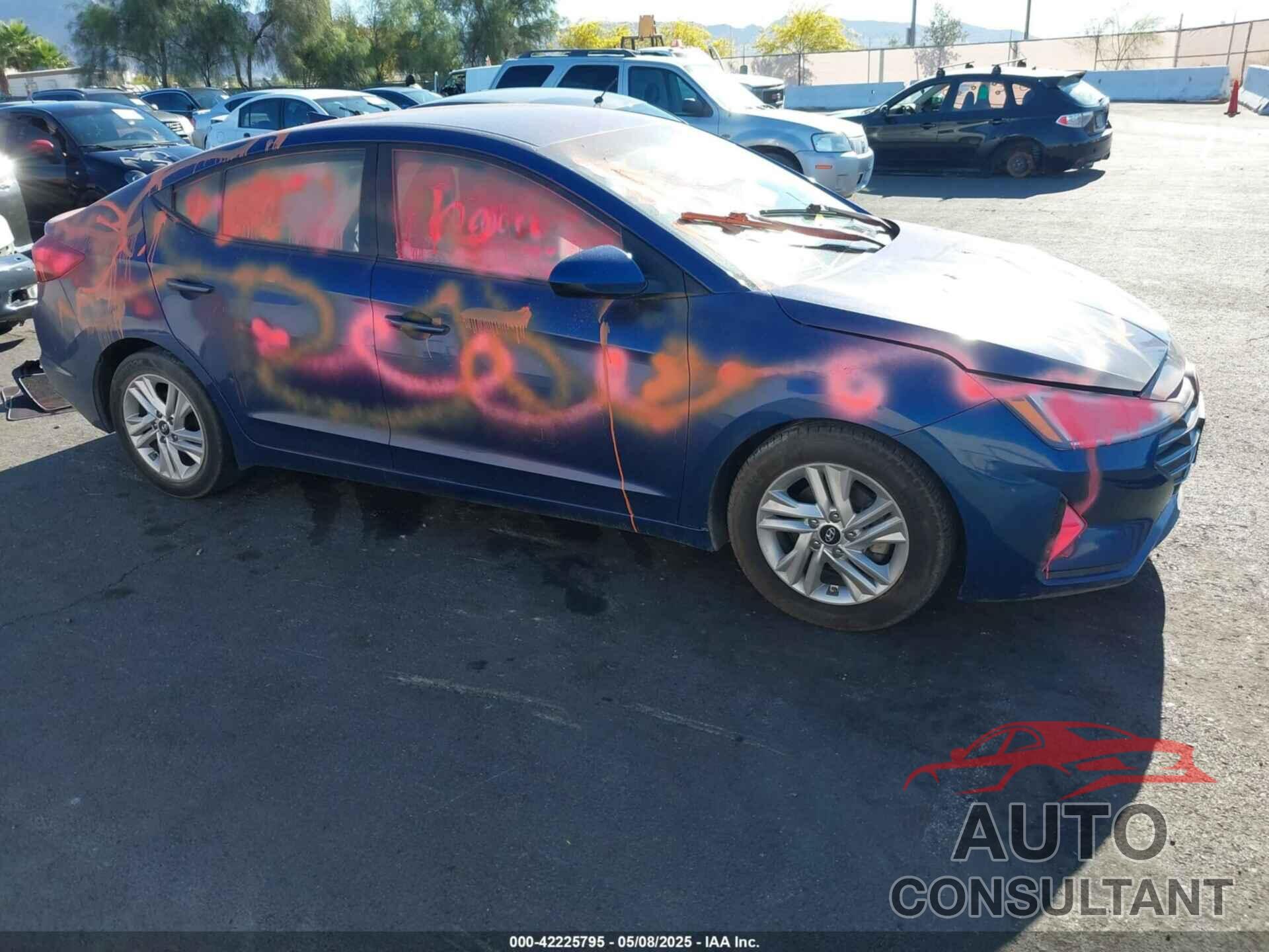 HYUNDAI ELANTRA 2020 - 5NPD84LF7LH560090