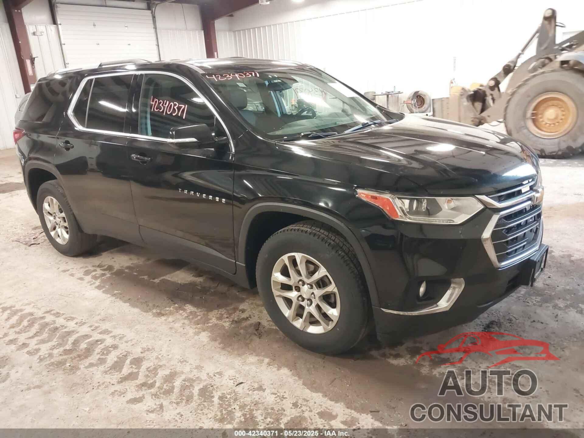 CHEVROLET TRAVERSE 2018 - 1GNEVGKW8JJ157358