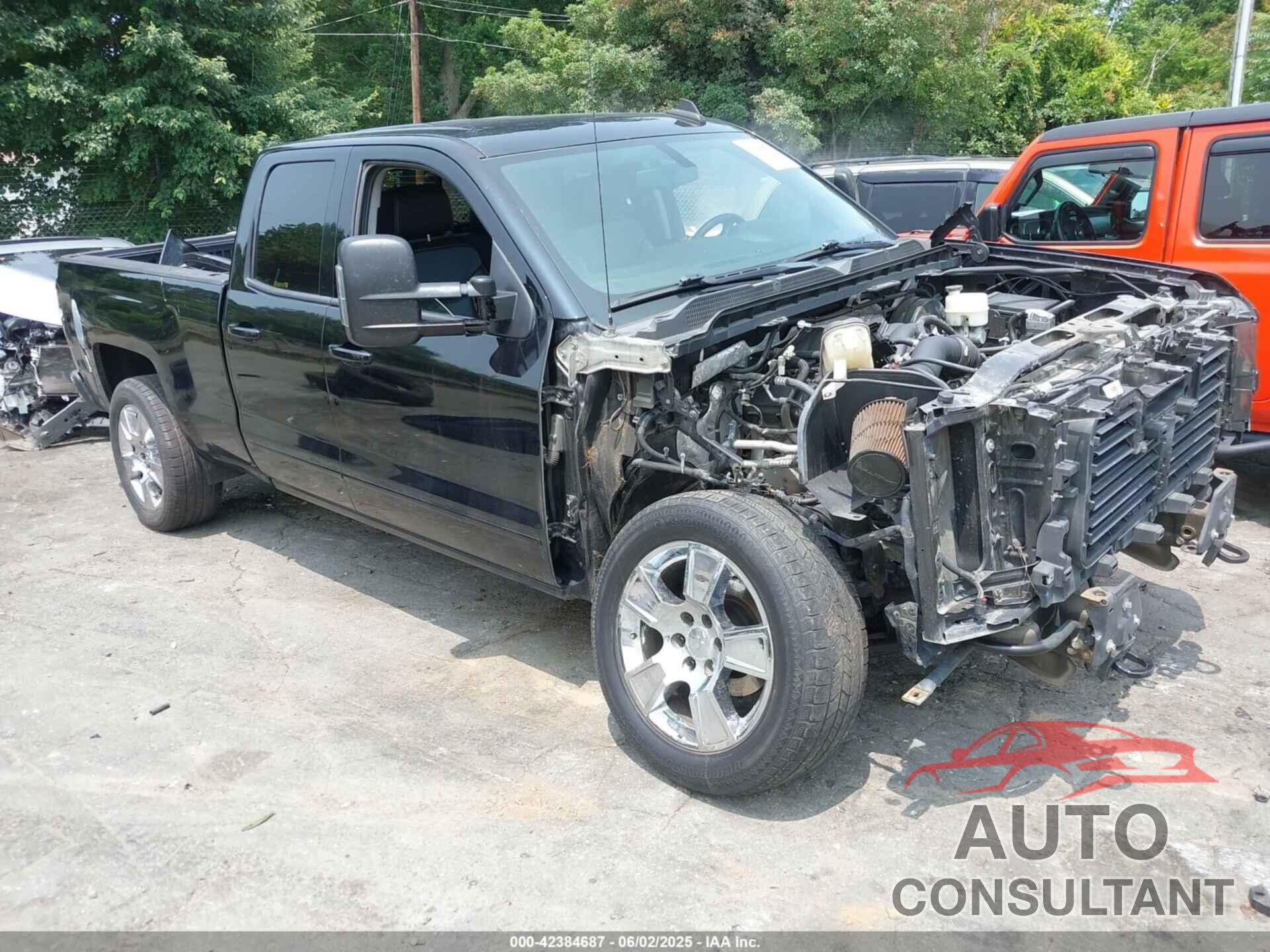 CHEVROLET SILVERADO 1500 2017 - 1GCVKREC2HZ212221