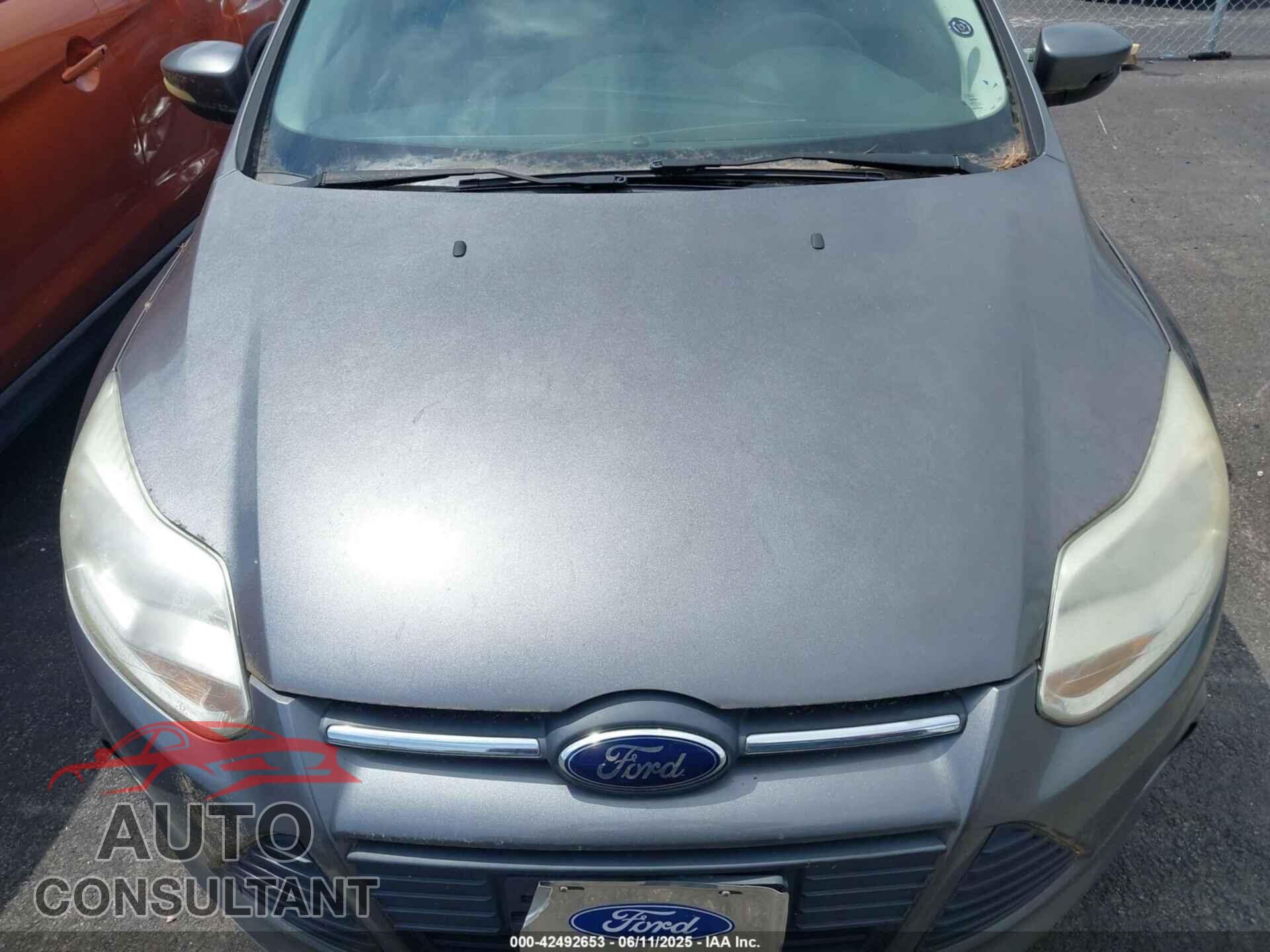 FORD FOCUS 2014 - 1FADP3F27EL371675