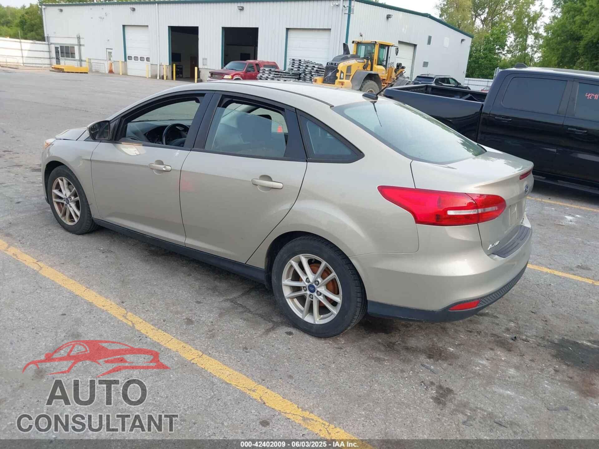 FORD FOCUS 2015 - 1FADP3F29FL254889