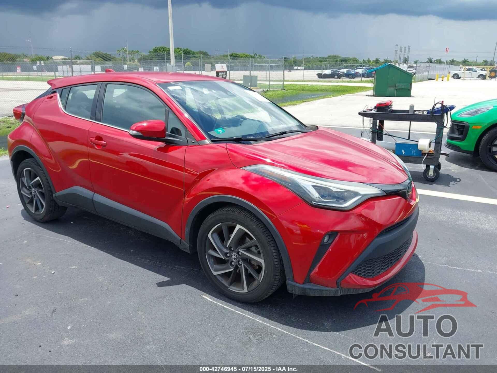 TOYOTA C-HR 2021 - NMTKHMBX7MR135237
