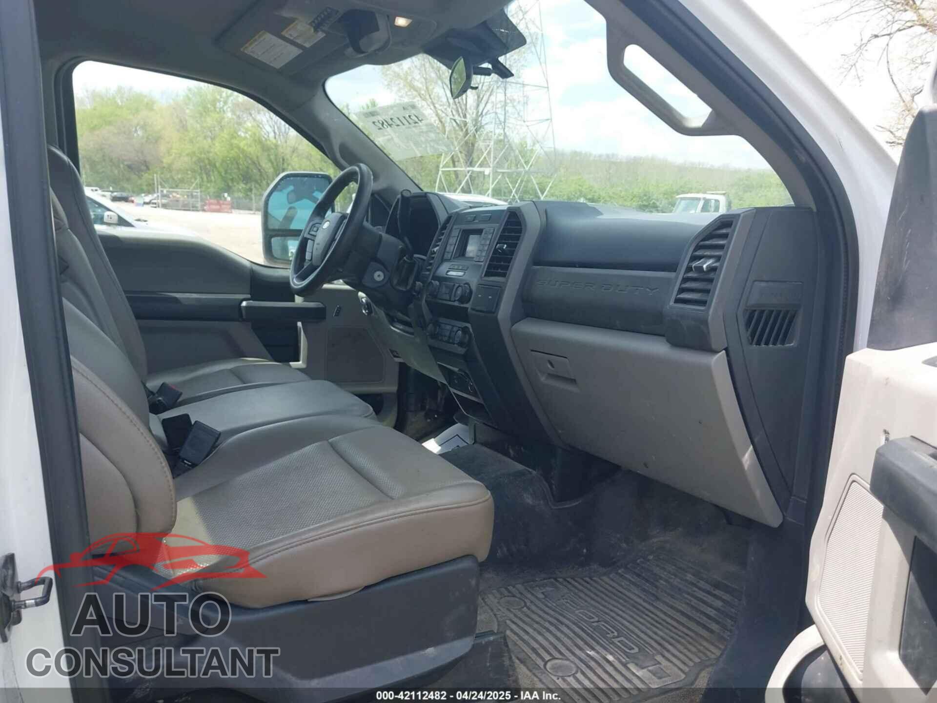 FORD F-350 2020 - 1FTRF3B66LEC38855