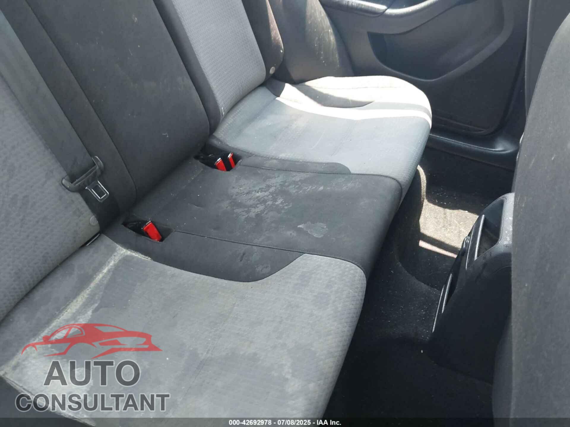 VOLKSWAGEN JETTA 2017 - 3VW2B7AJ5HM367453
